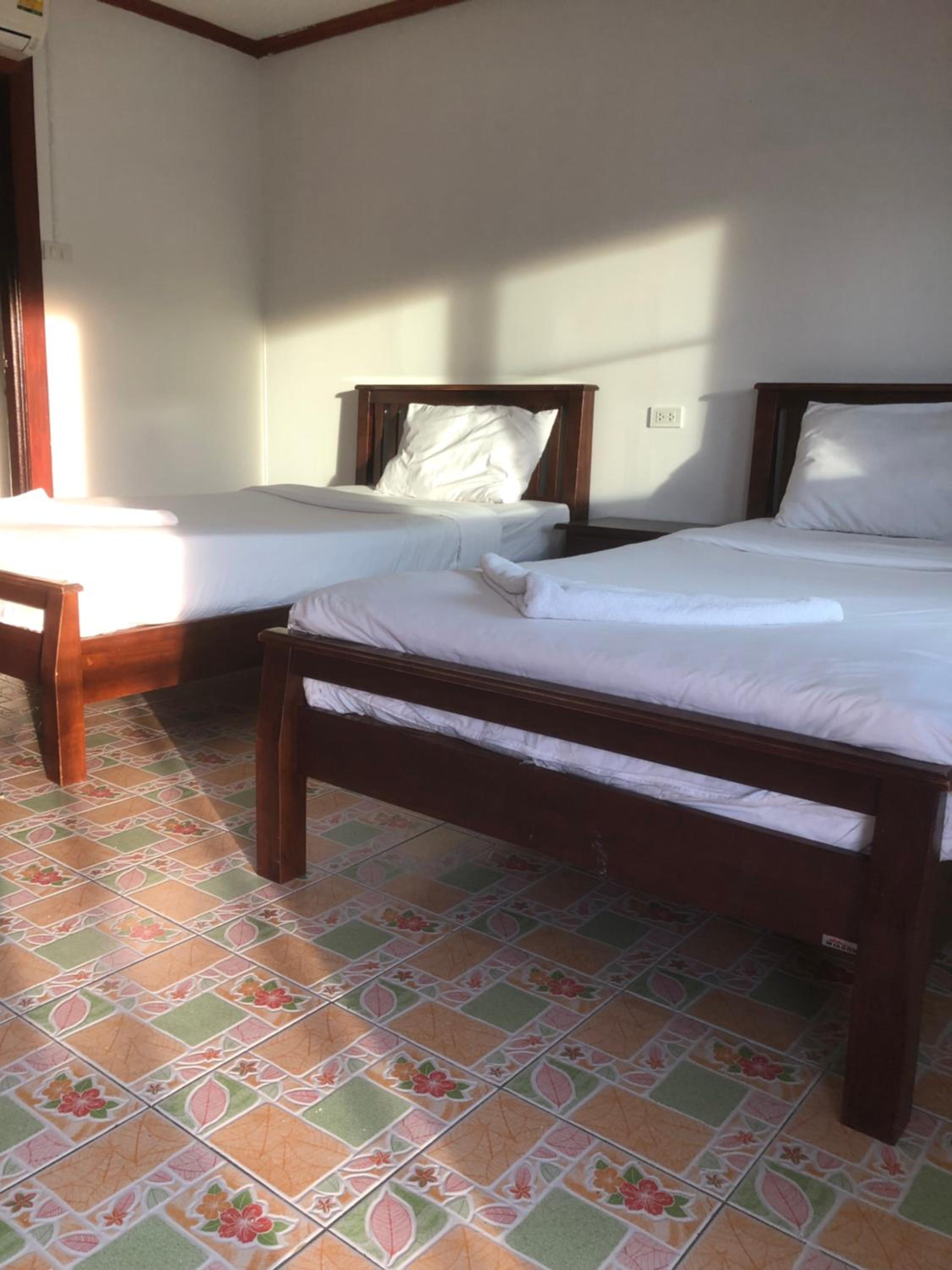 Phi Phi Sand Sea House