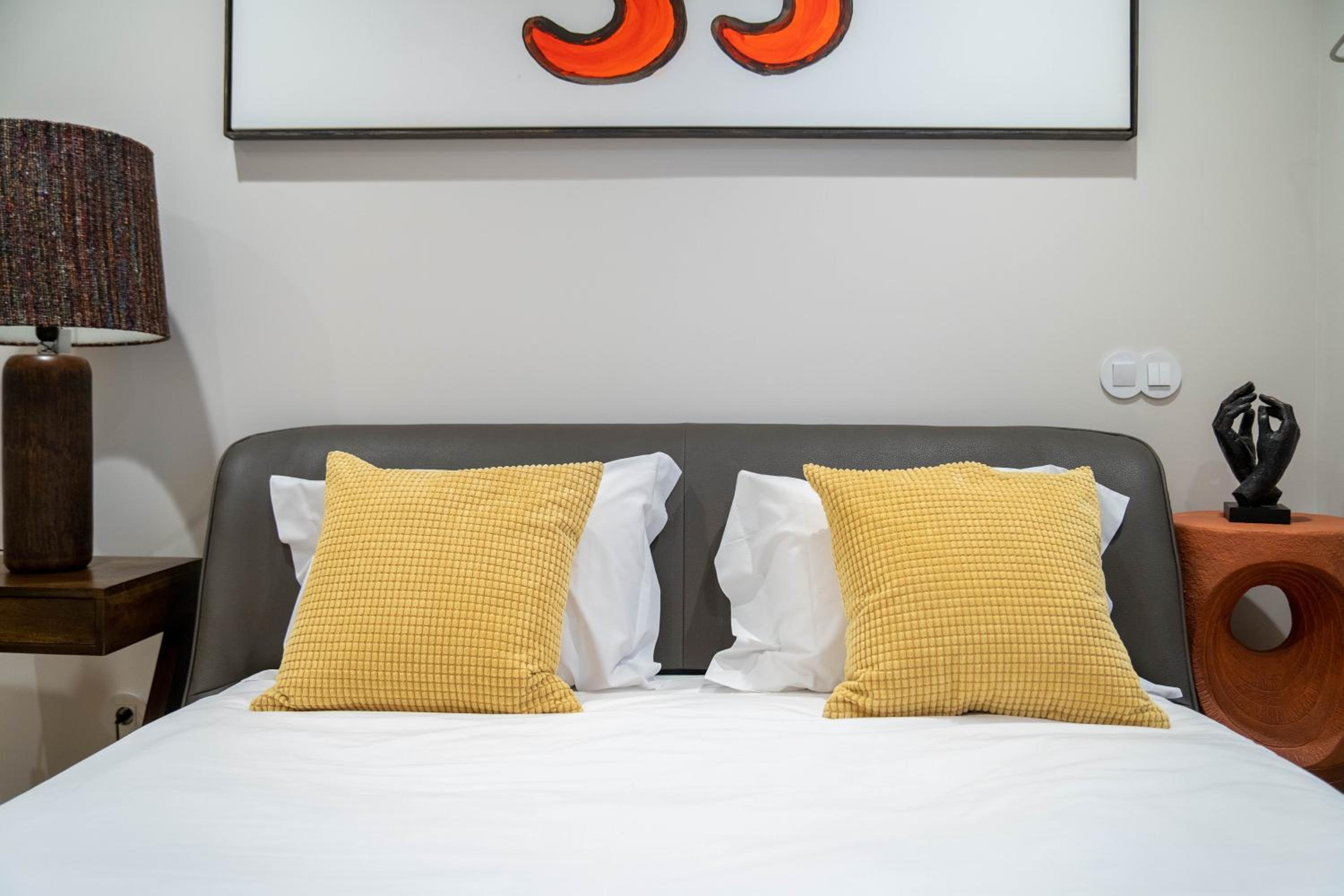 Primrose 1BR Delight w Parking by LovelyStay view 3