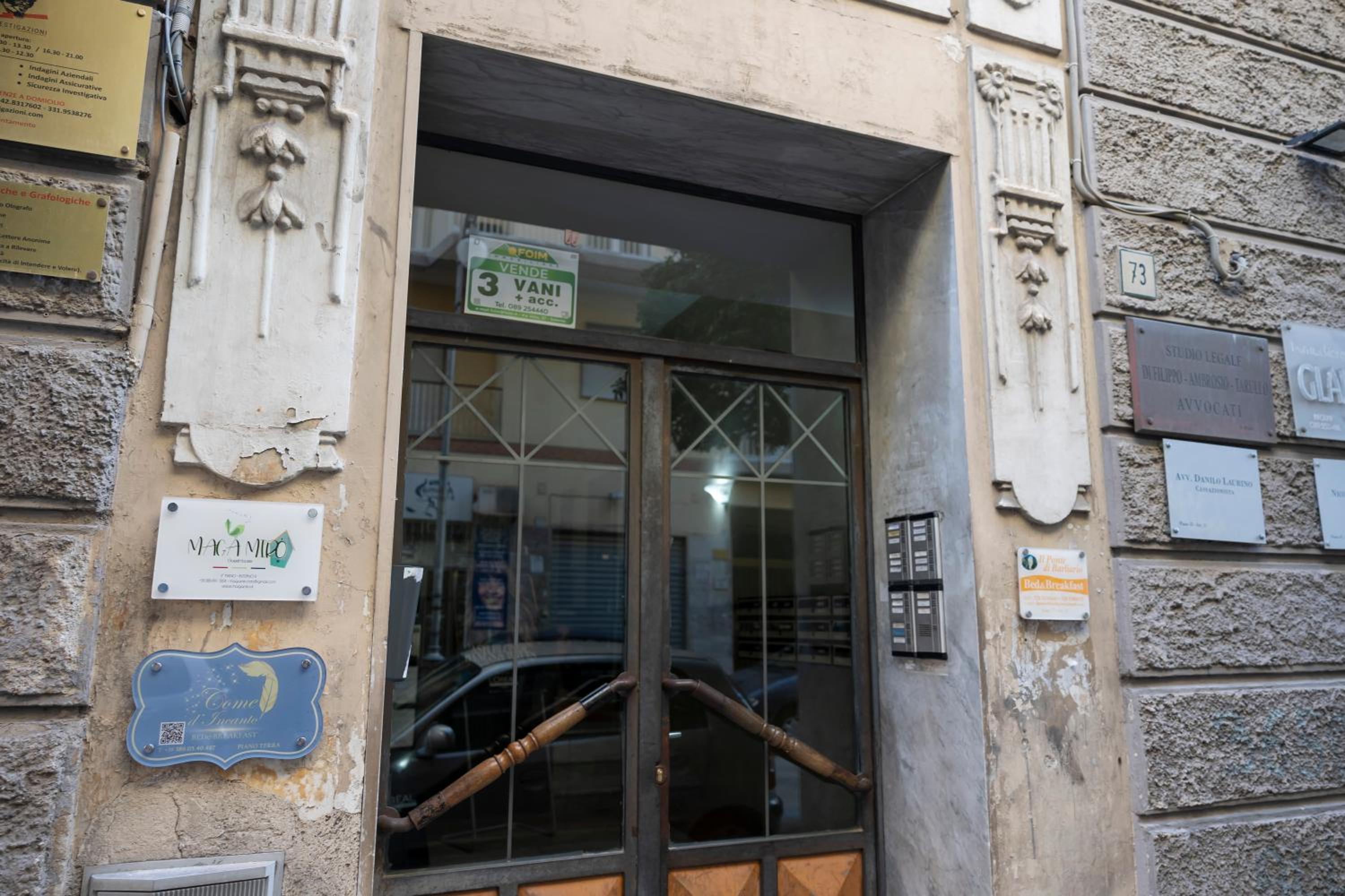 Hotel Enchanting Suites Salerno