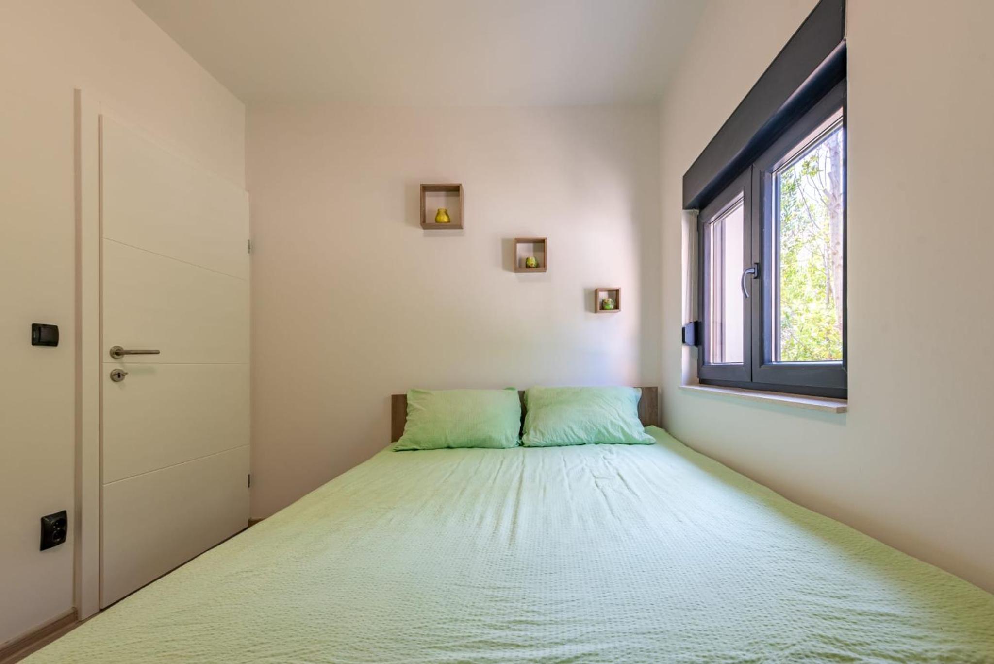 Apartmani Curic beachfront by Pag tours