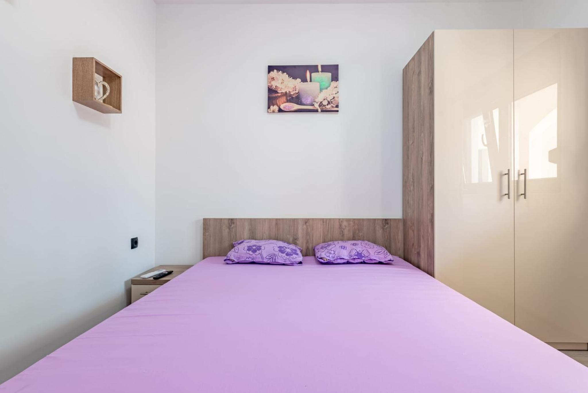 Apartmani Curic beachfront by Pag tours