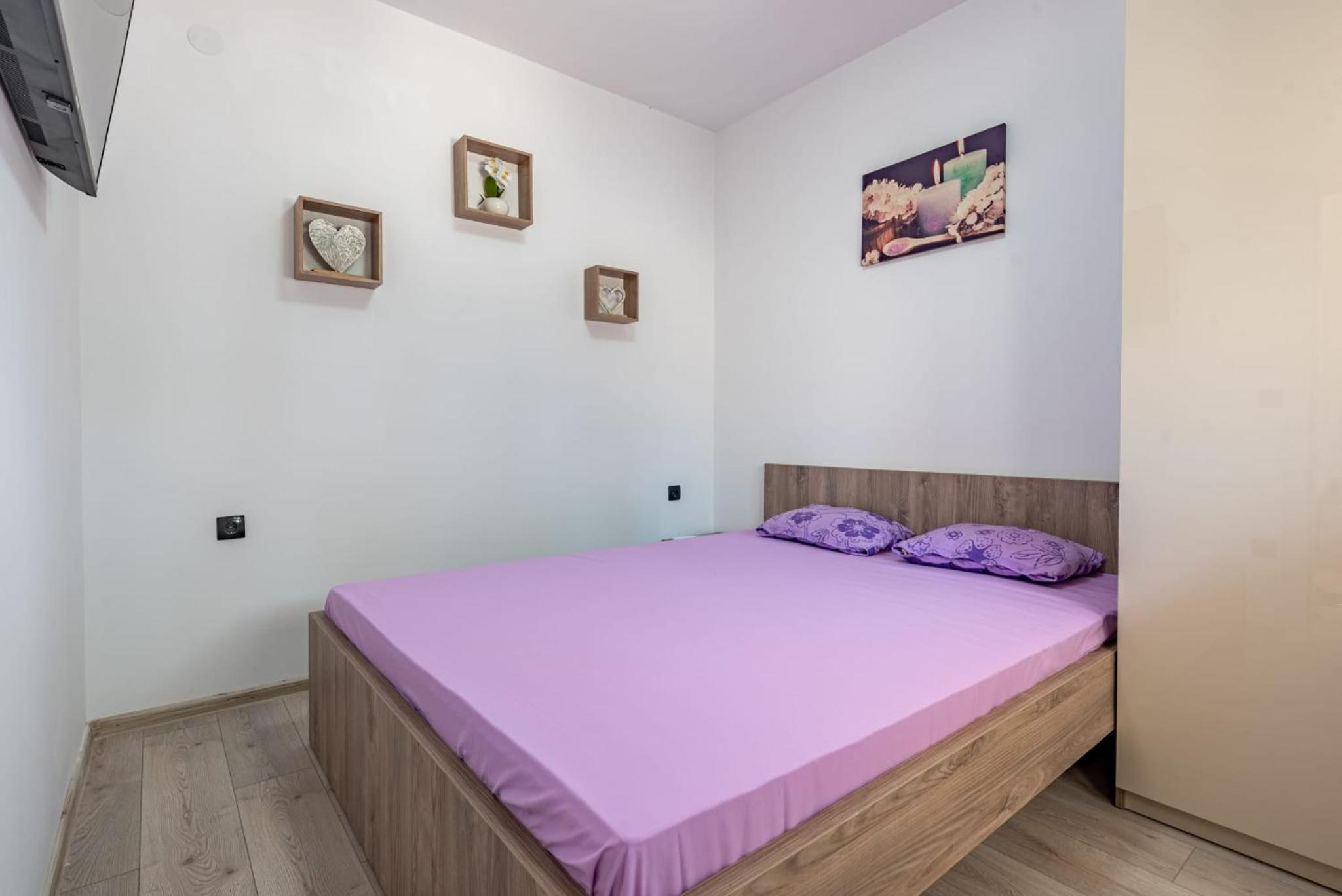 Apartmani Curic beachfront by Pag tours