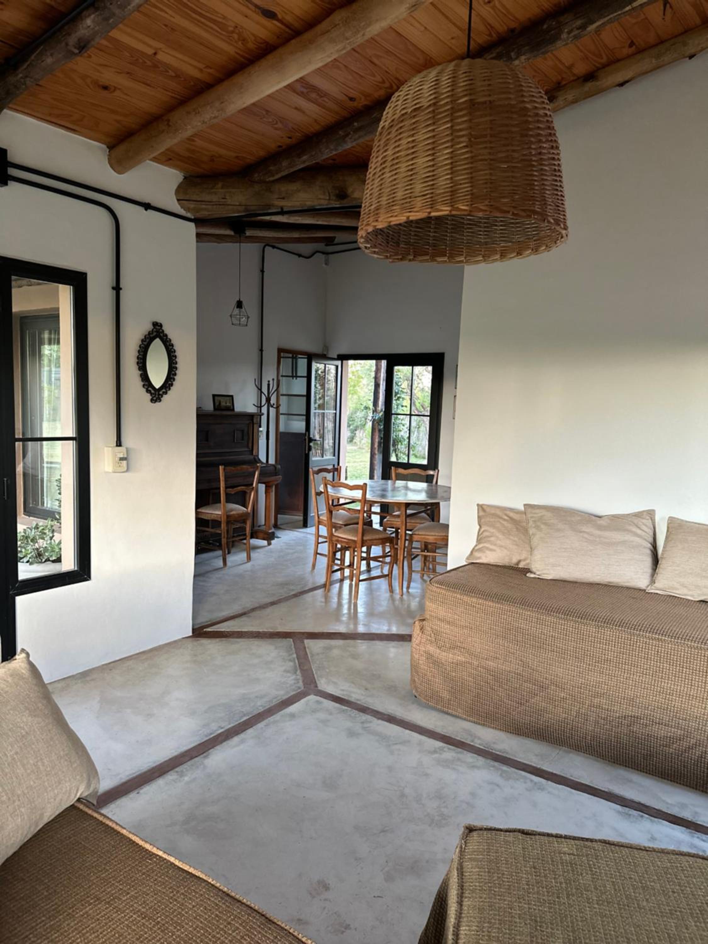Casa entre viñas