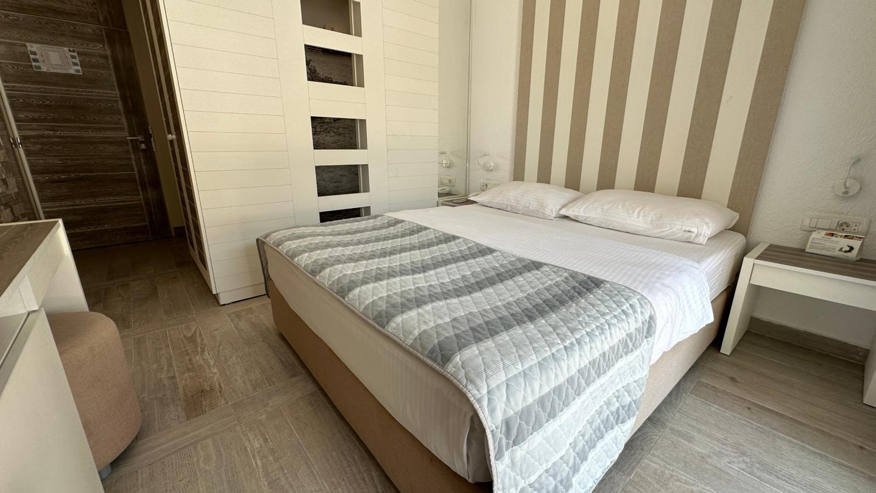 Hotel Aleksandar, photo 43