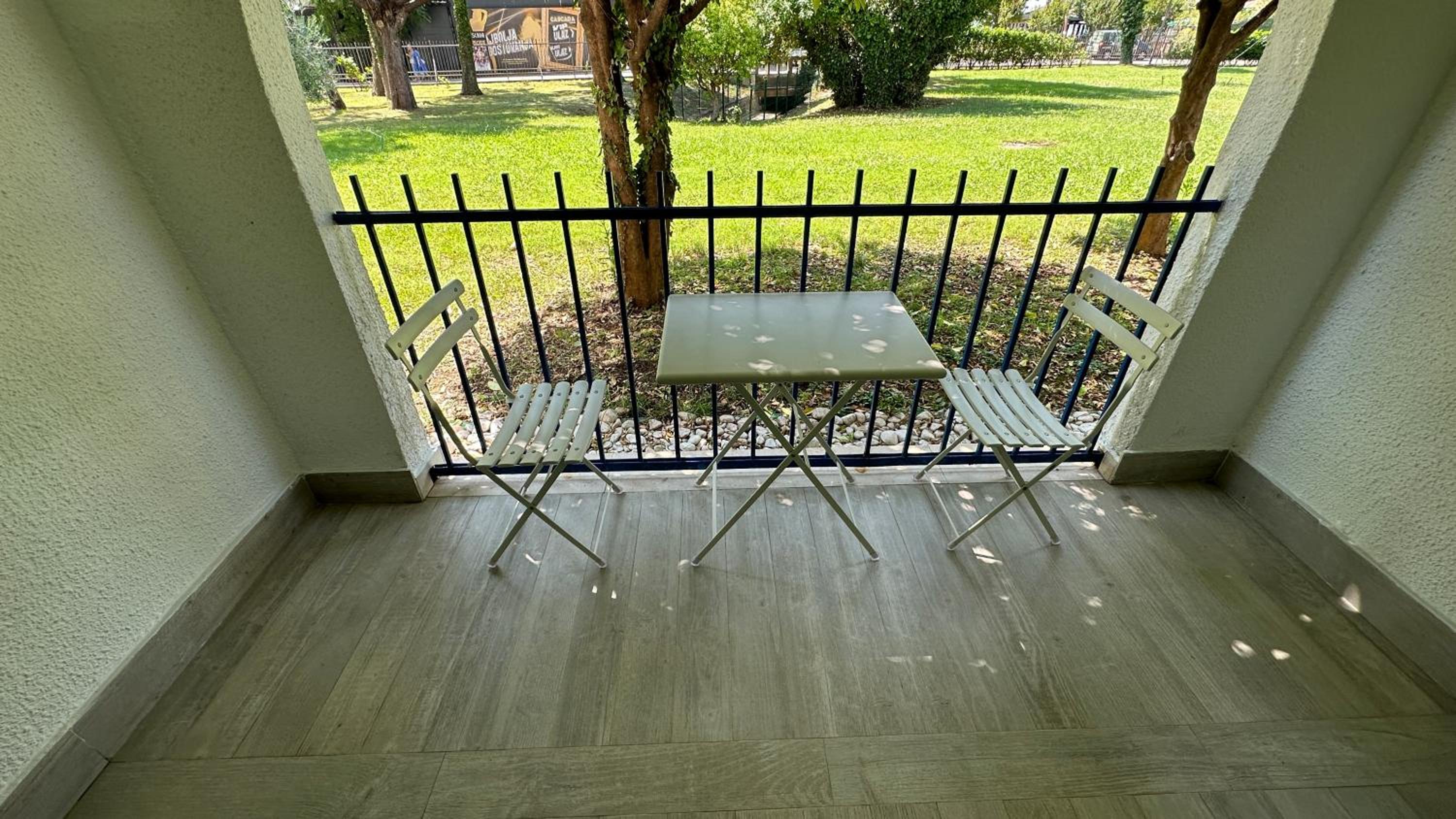 balcony