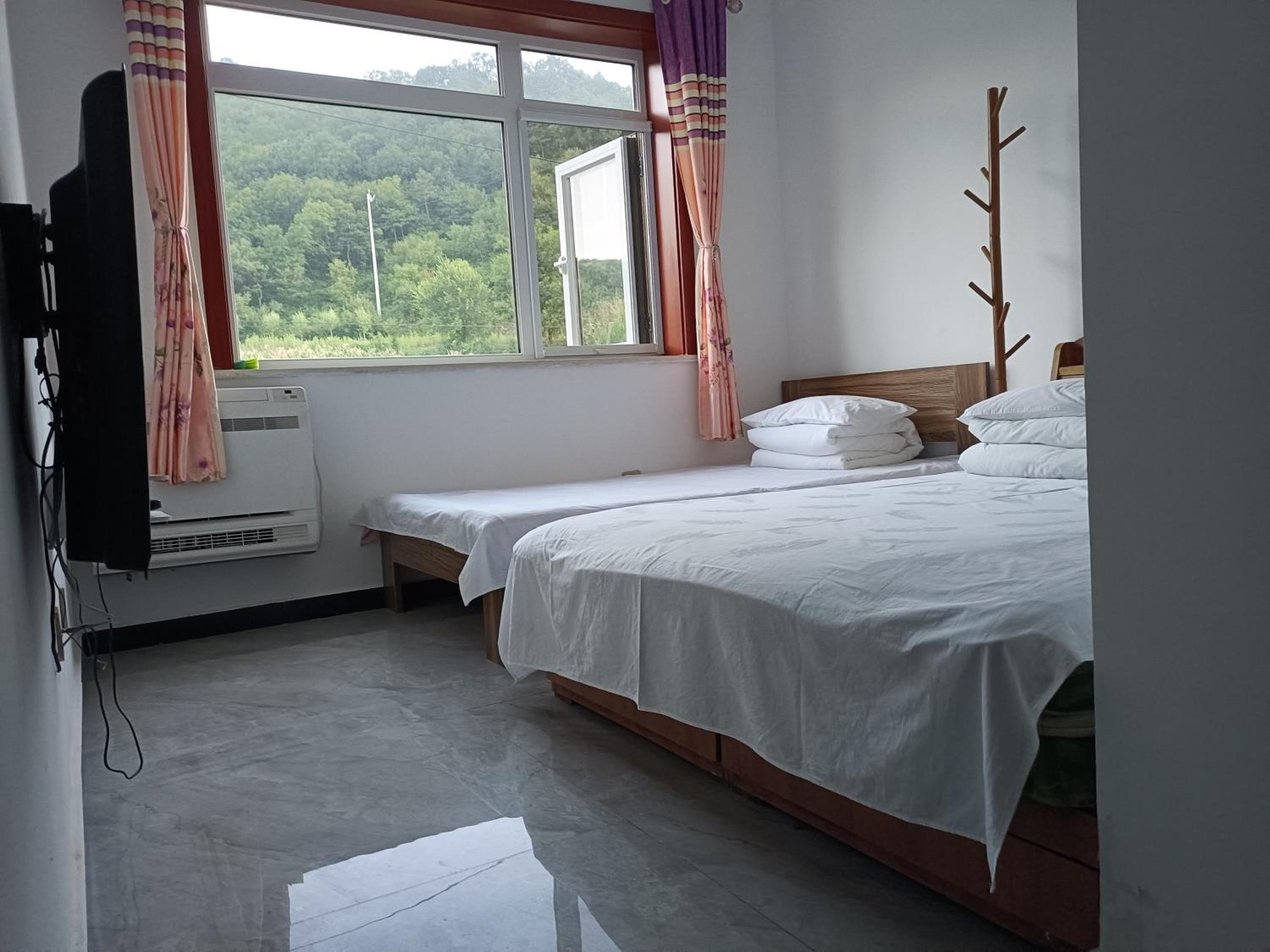 Gubeikou Great Wall Juxian Residents' Lodging