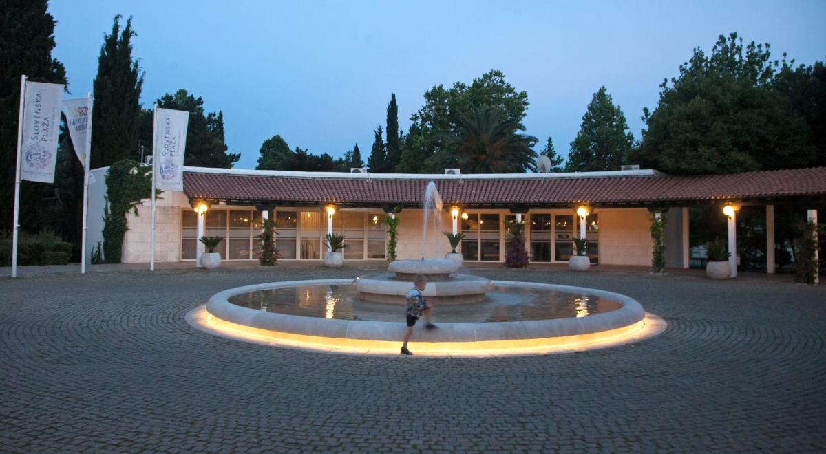 hotel building