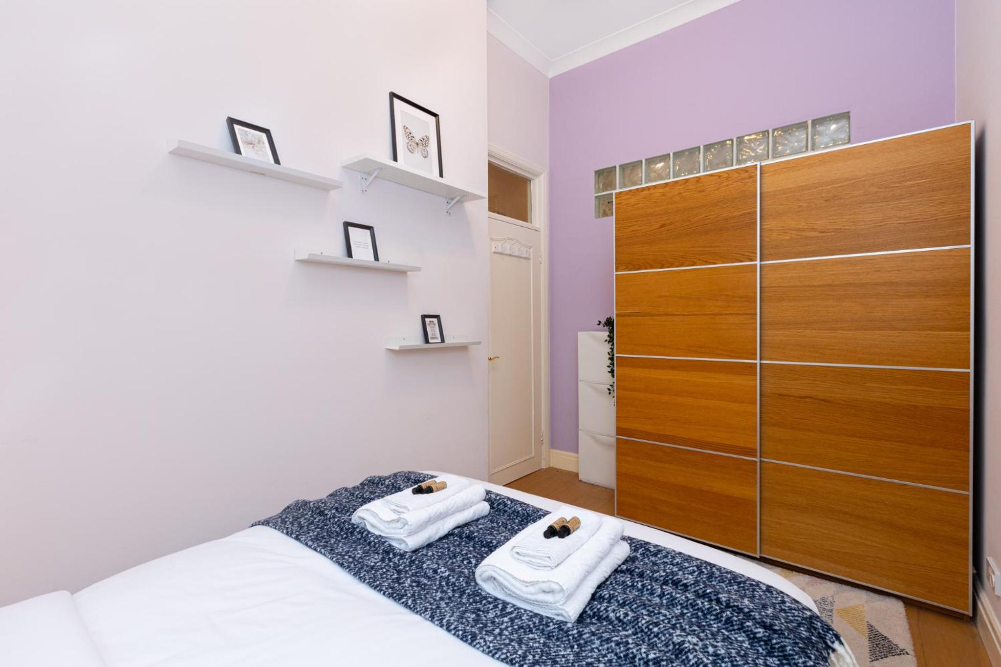 Bright & Charming 2BR Flat wbalcony in Maida Vale