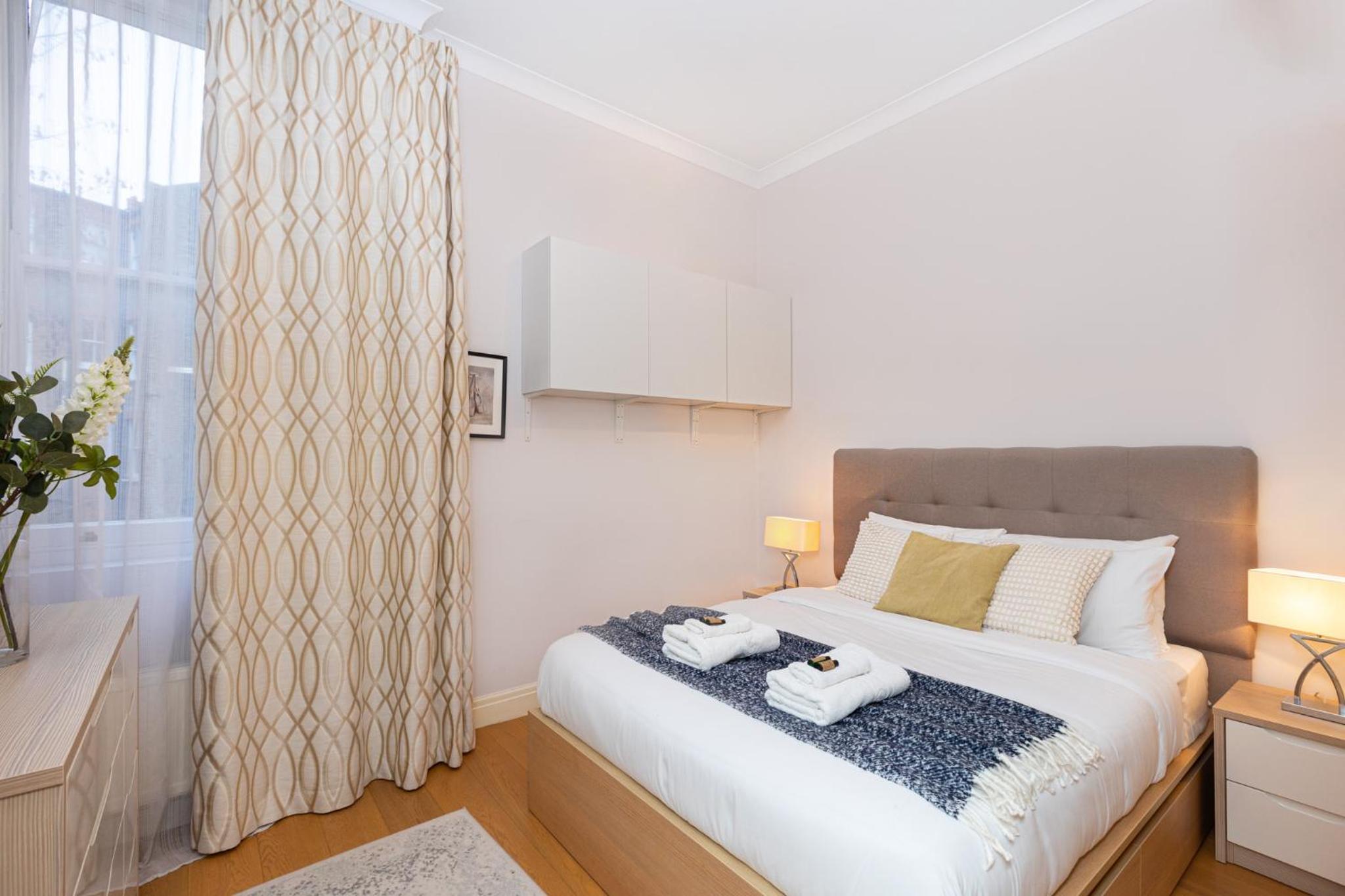 Bright & Charming 2BR Flat wbalcony in Maida Vale