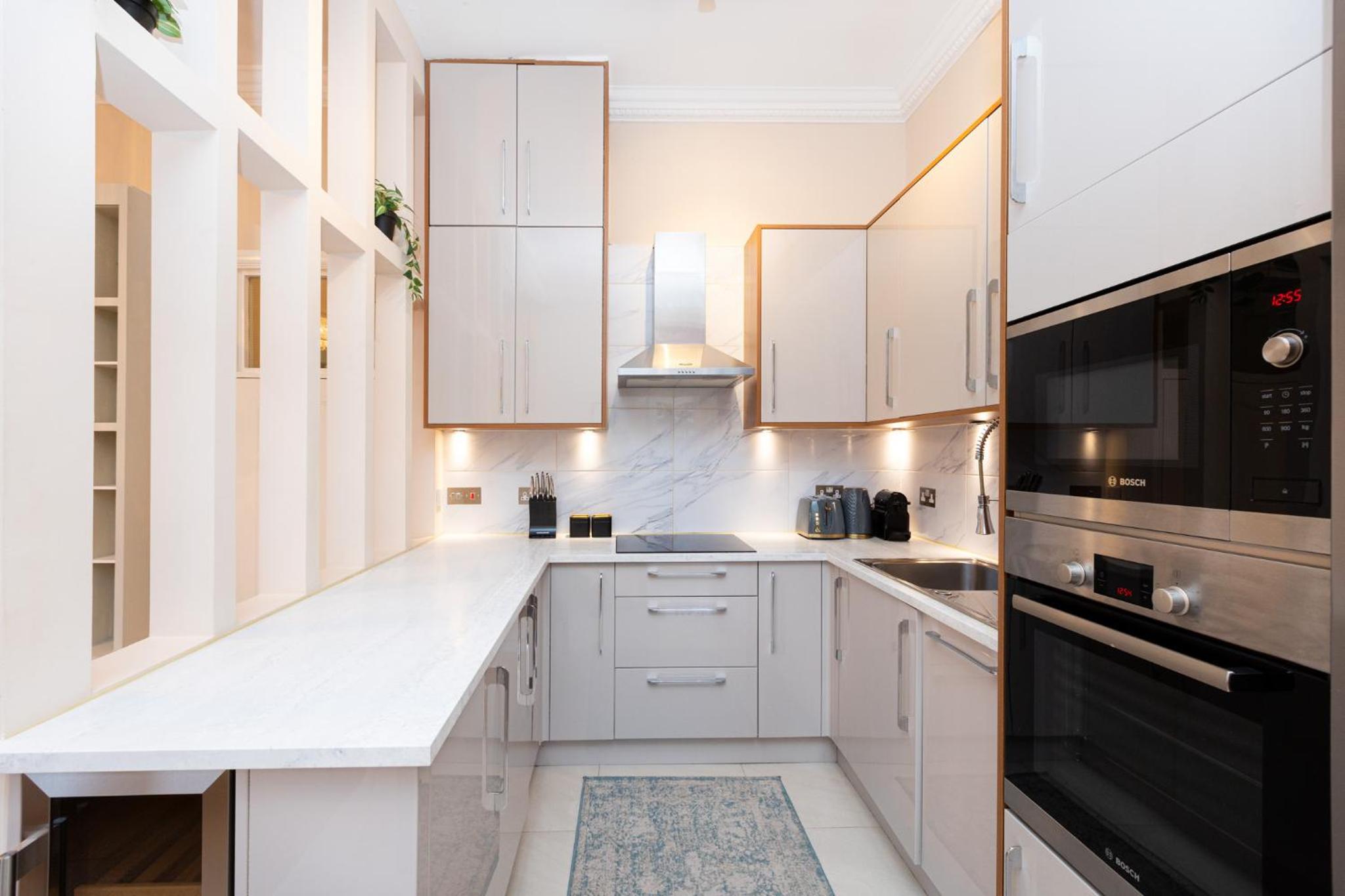 Bright & Charming 2BR Flat wbalcony in Maida Vale