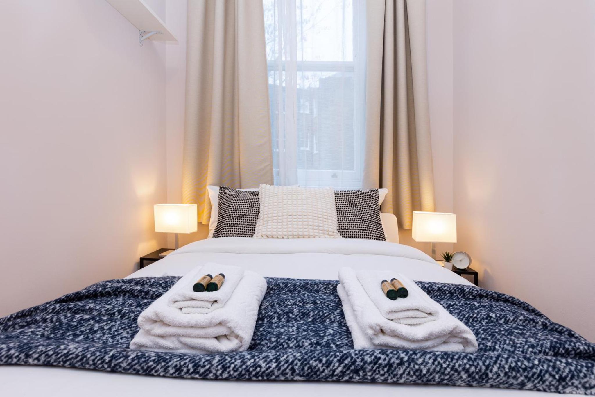 Bright & Charming 2BR Flat wbalcony in Maida Vale