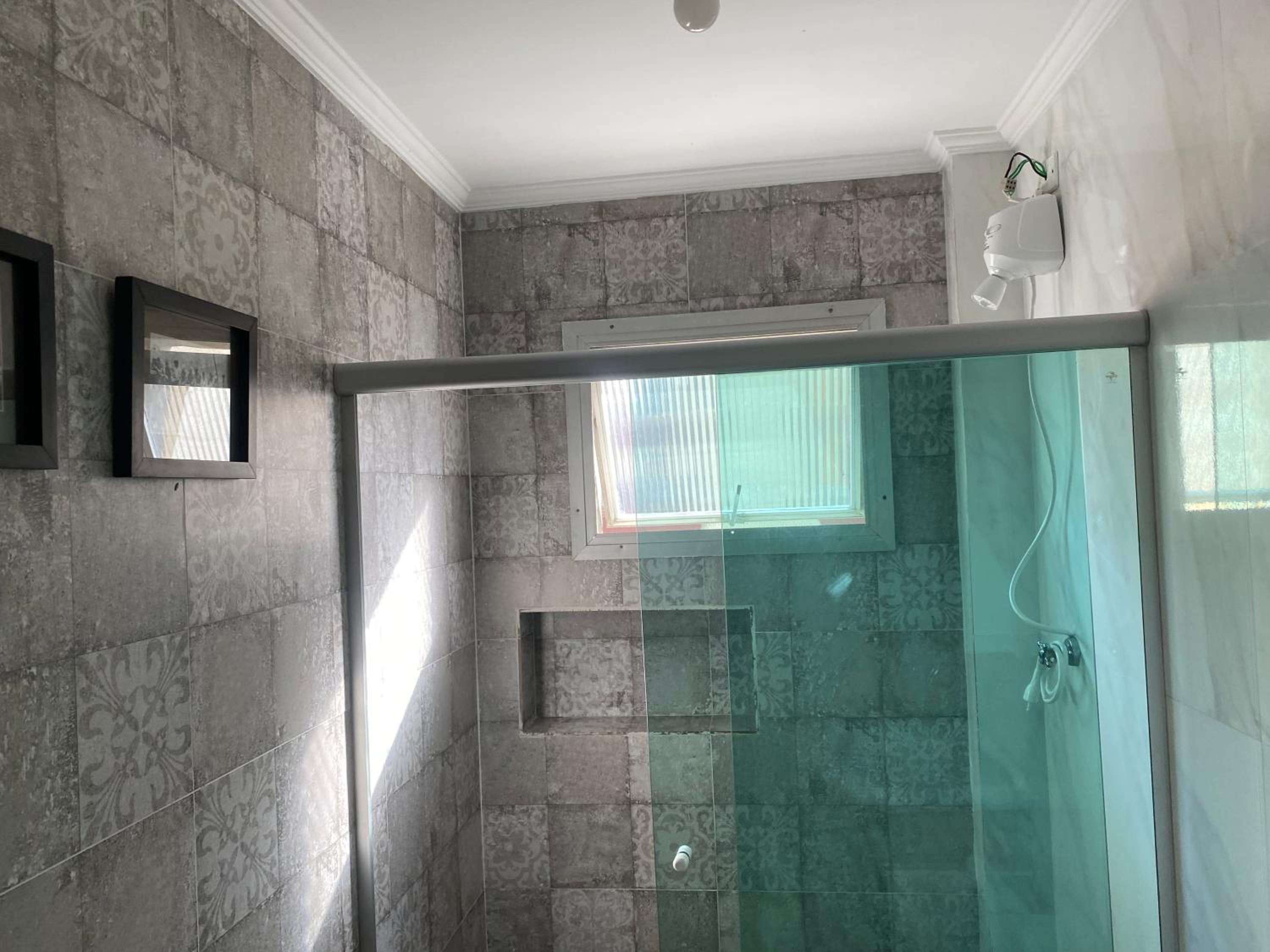 Pitangueiras 3 dorm 200mts da praia piscina WiFi