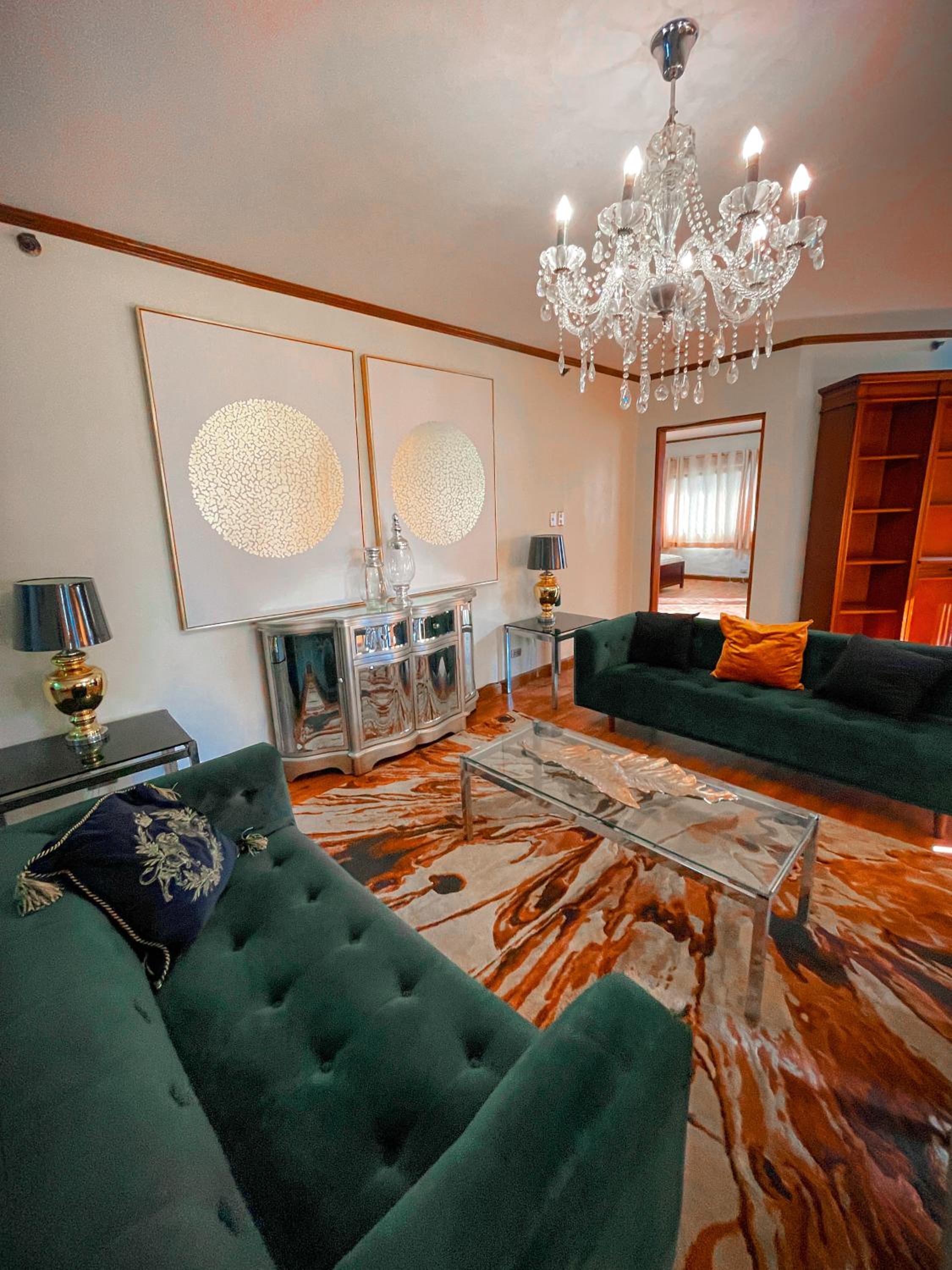 Spacious Luxury 3BR at the Heart of Makati