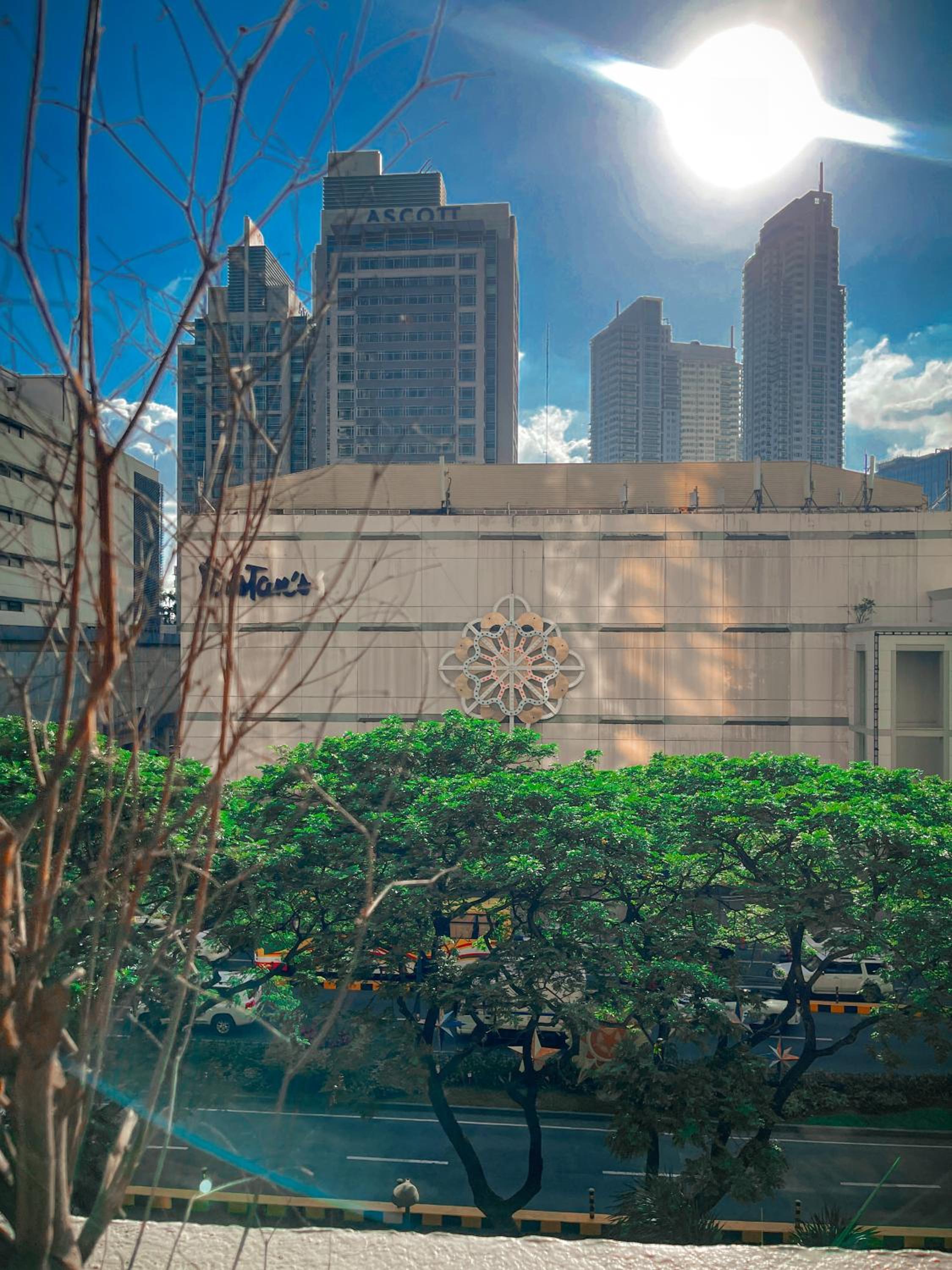 Spacious Luxury 3BR at the Heart of Makati