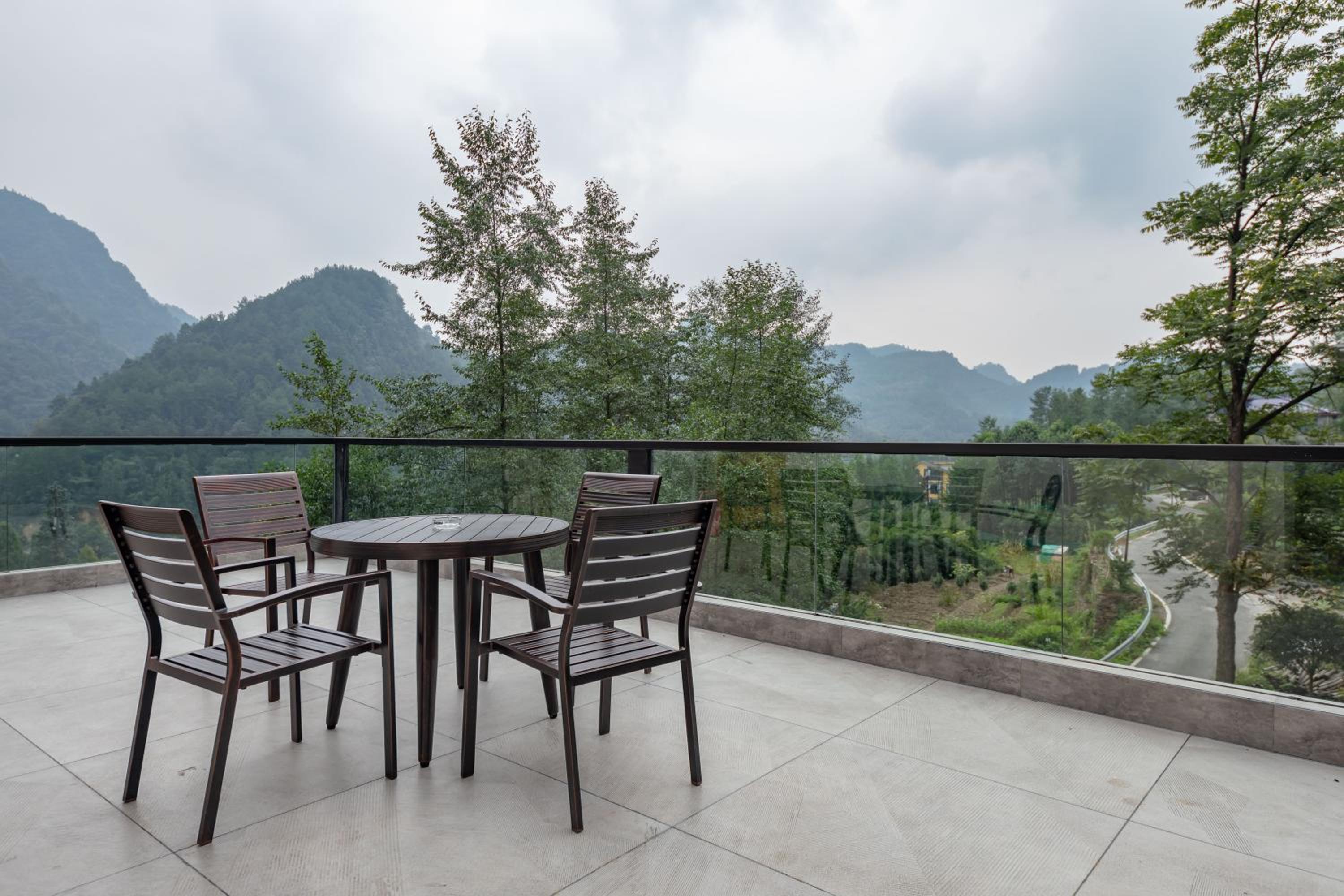 Zhangjiajie Qiquan Vacation B&B