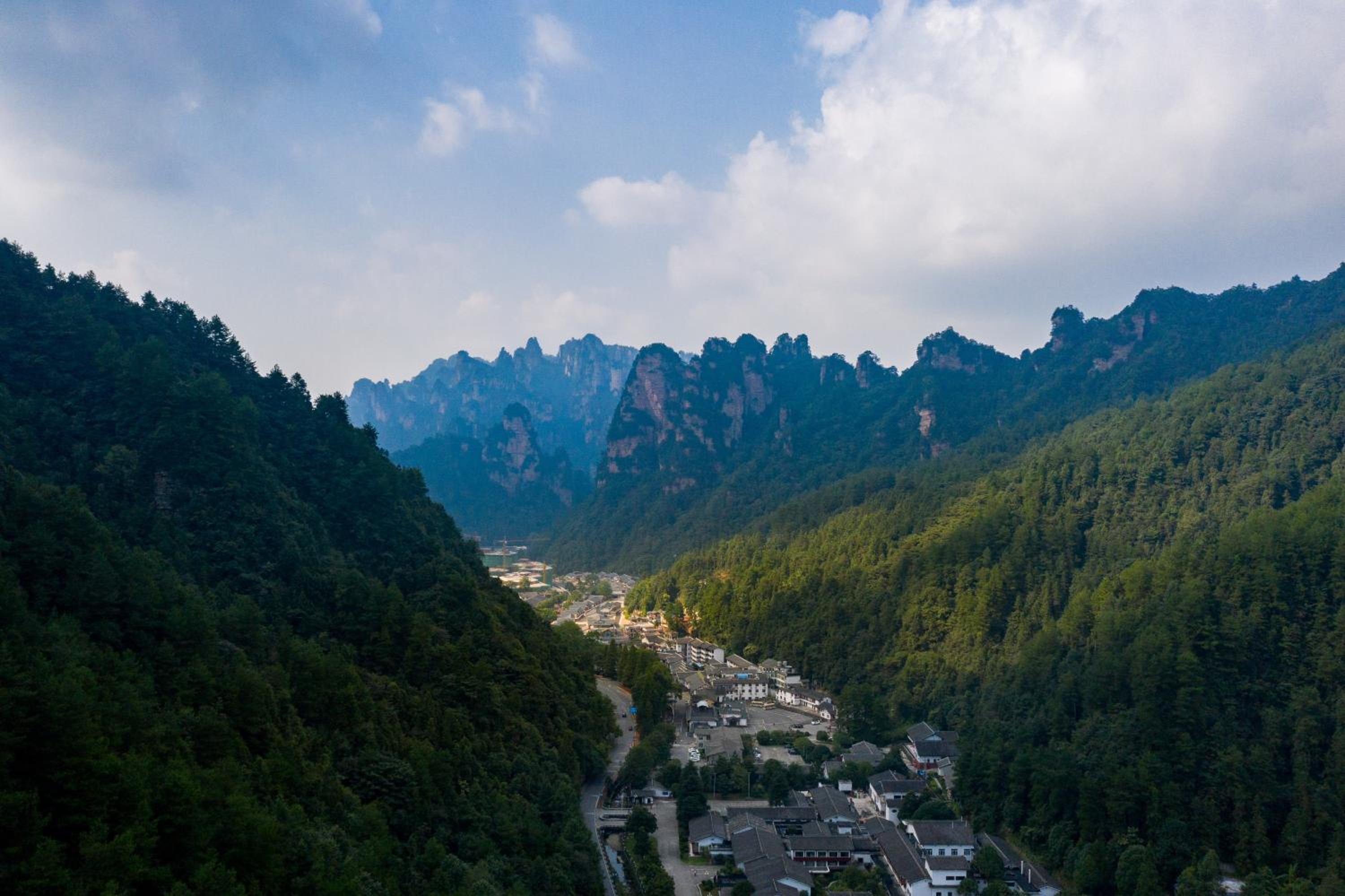 Zhangjiajie Qiquan Vacation B&B