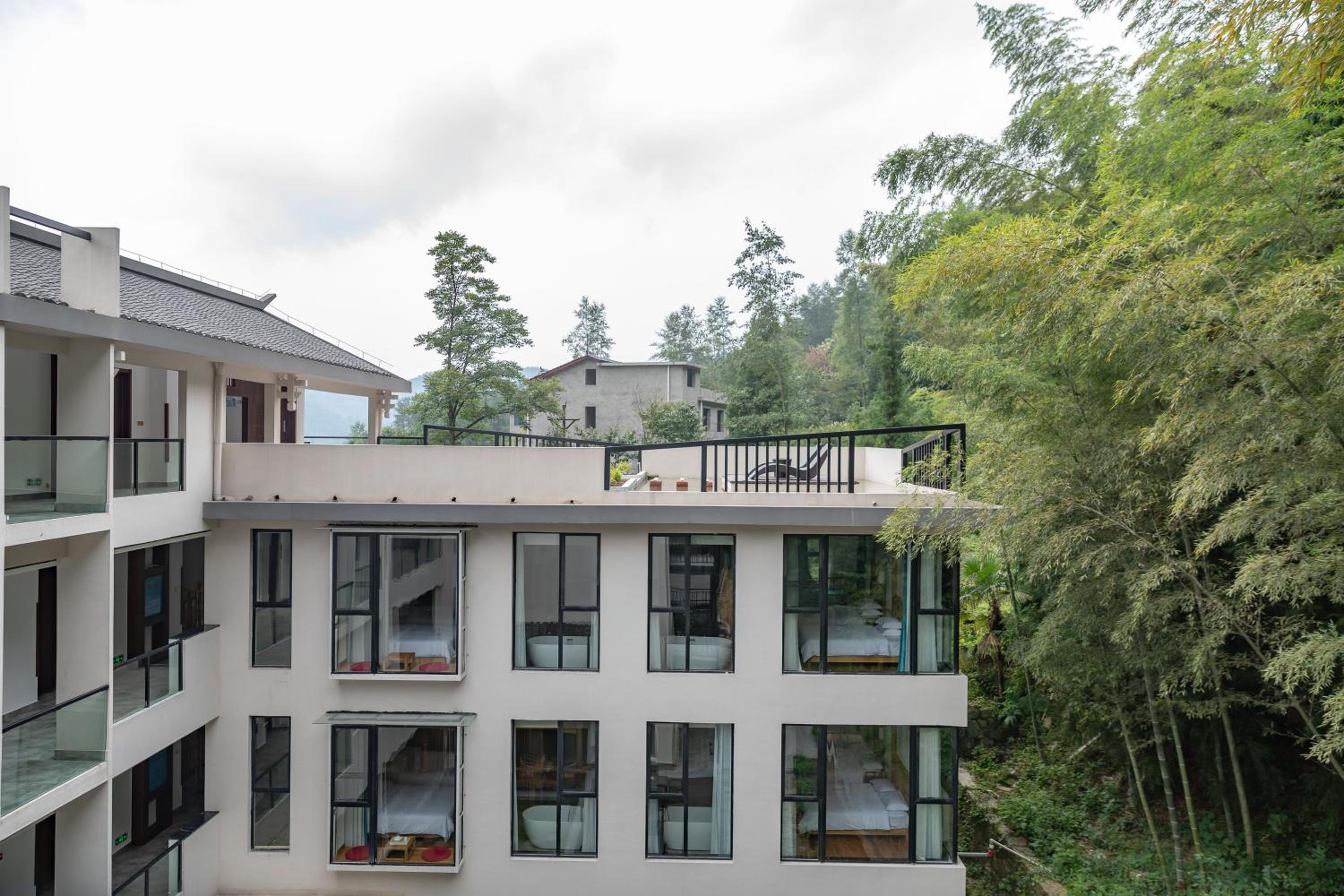 Zhangjiajie Qiquan Vacation B&B