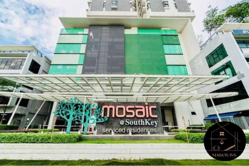 Southkey Mosaic Staycation City Walk to Mid Valley Shopping Center