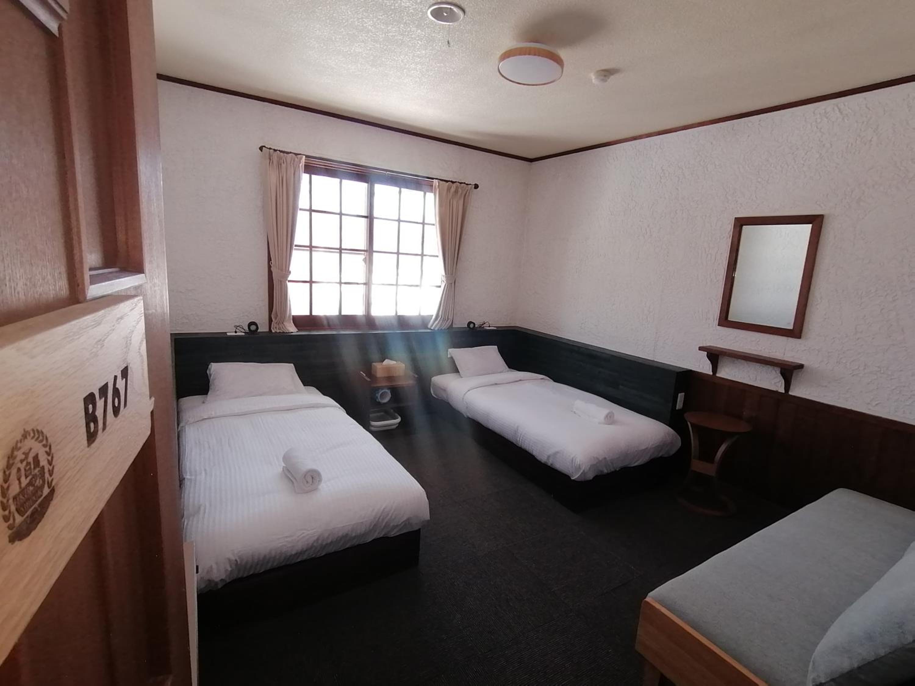 Pilot Lodge
