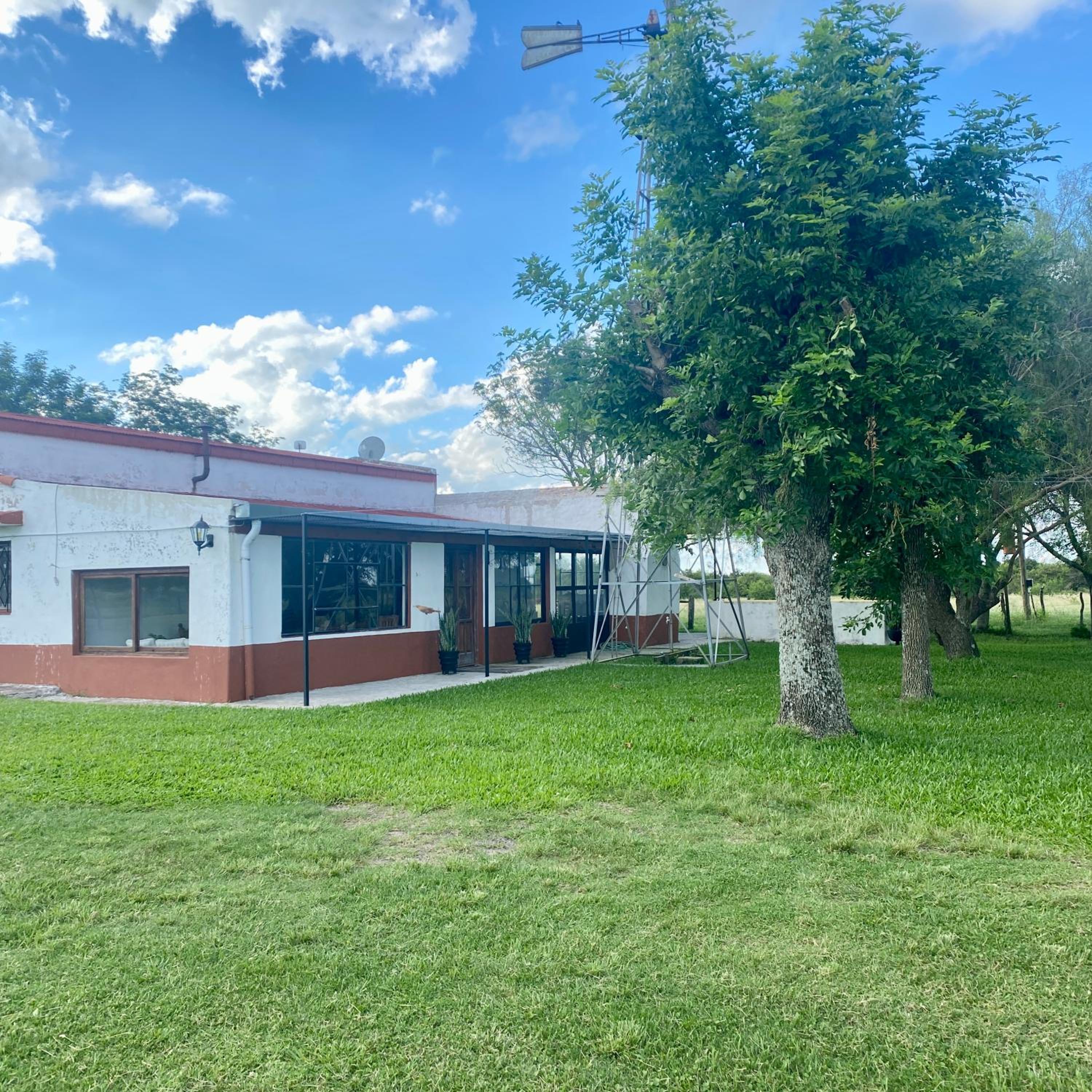 Estancia La Choza - Yellow Cardinal Lodge
