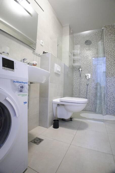 Status-M Apartments Irina