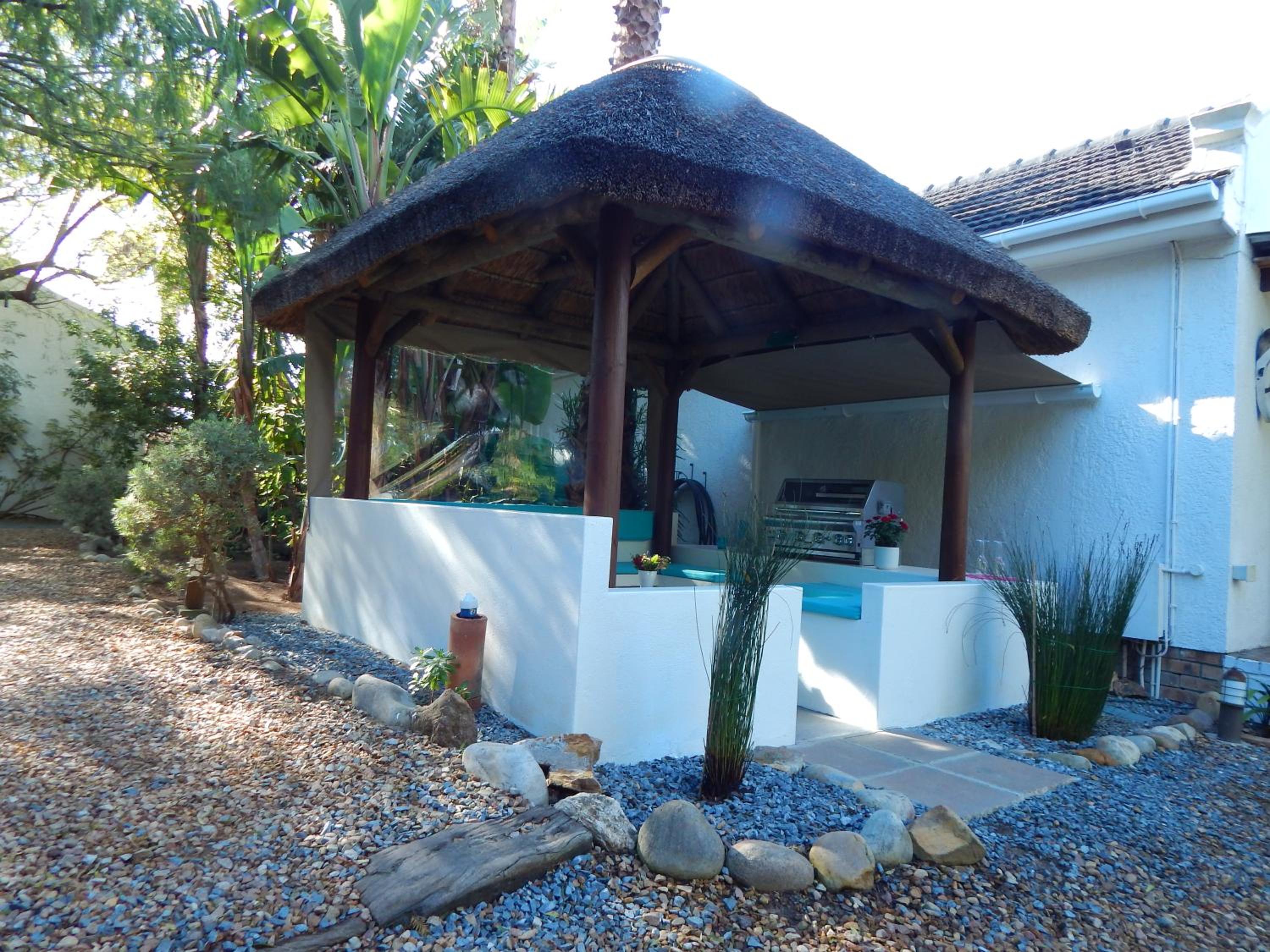 Khashamongo B & B