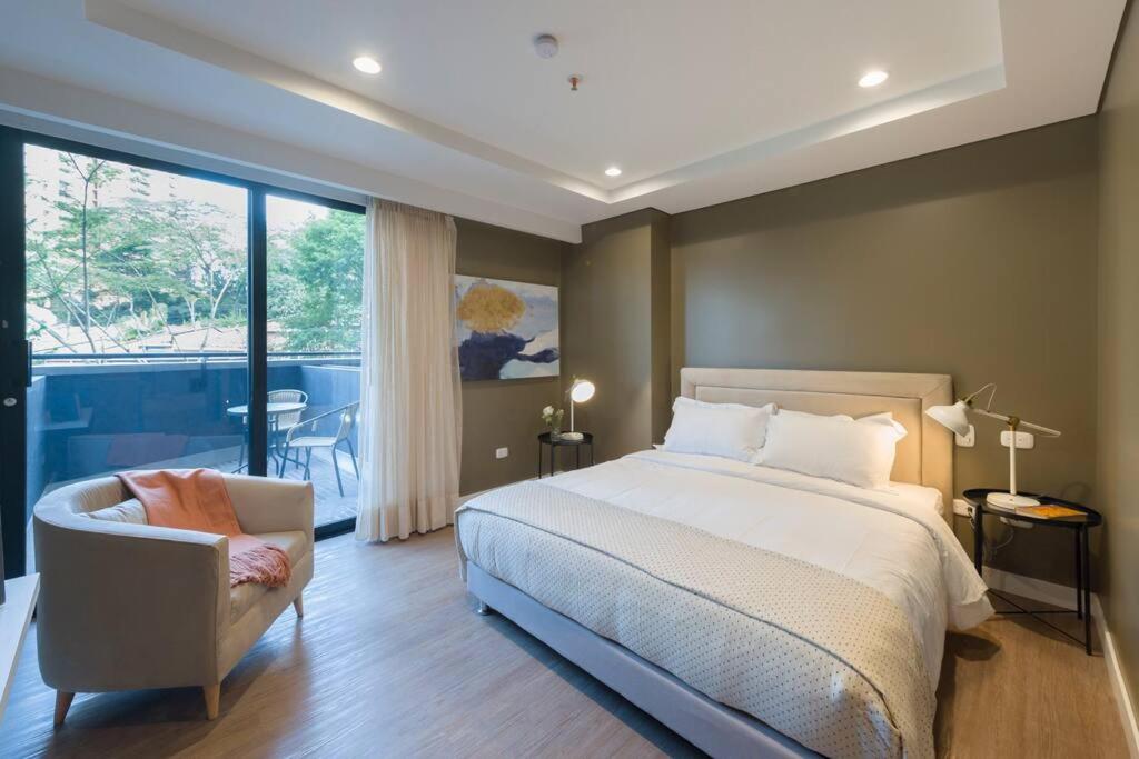 El Tesoro Medellín Hab310 by Letoh