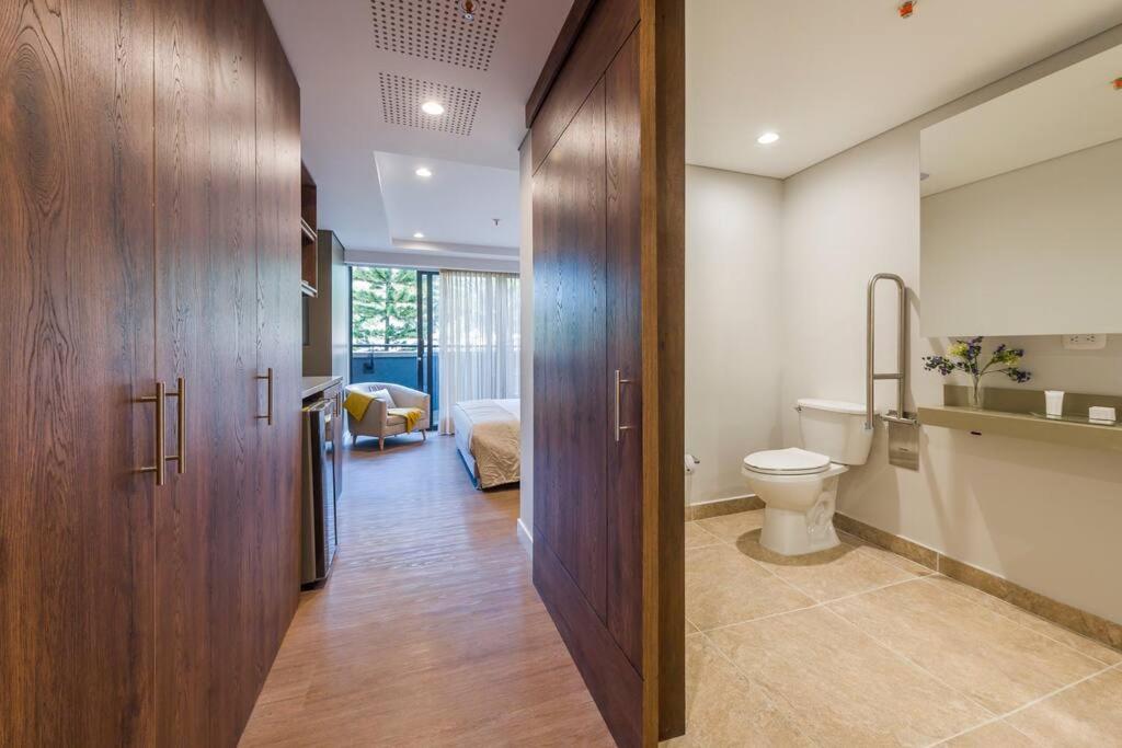 El Tesoro Medellín Hab311 by Letoh