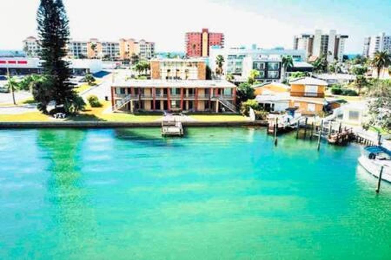 2 Bedroom Beach Condo With Dock AND Walk To Everything view 5