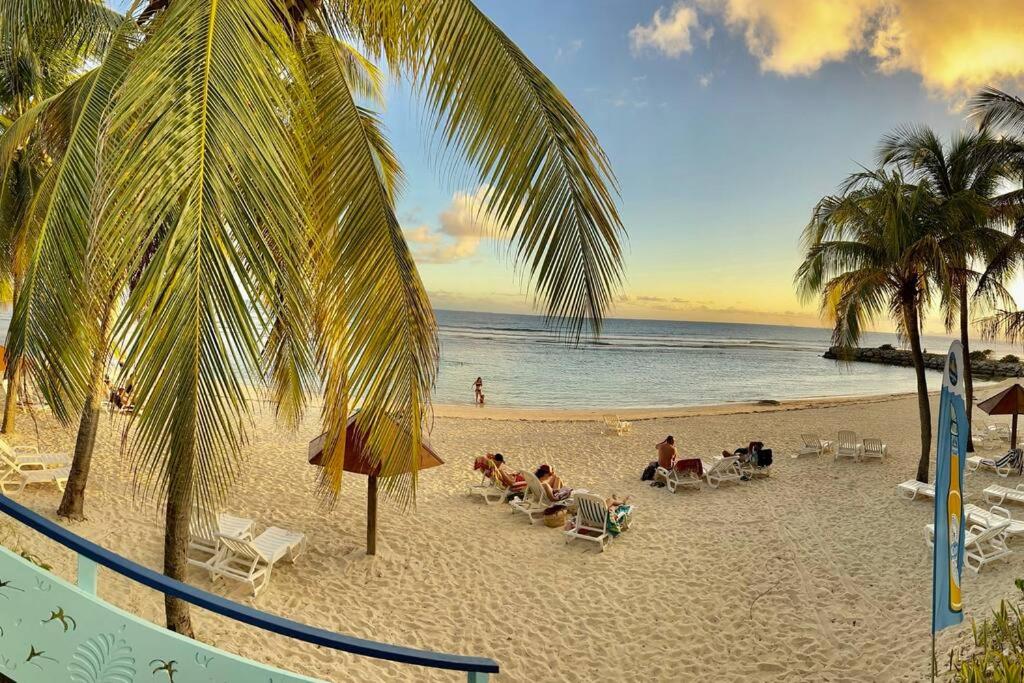 Magnifique Ti Kaz BONNEUW Village Vacances piscine & plage view 3