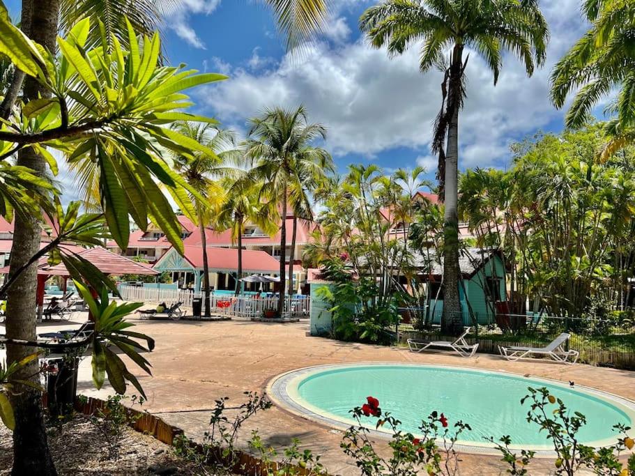 Magnifique Ti Kaz BONNEUW Village Vacances piscine & plage view 4