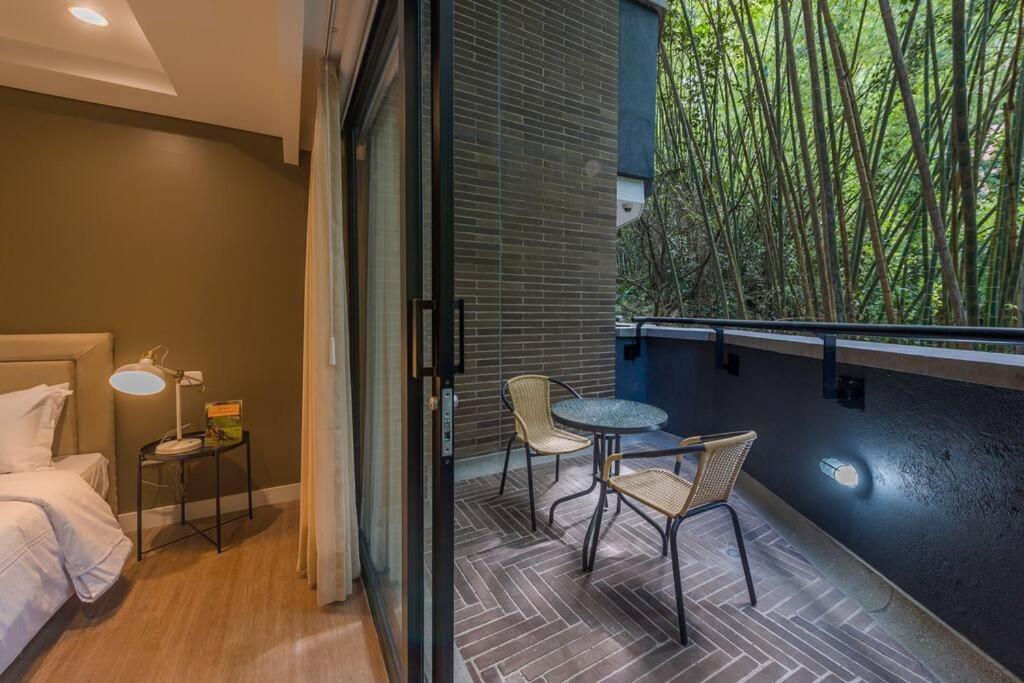 El Tesoro Medellín Hab315 by Letoh
