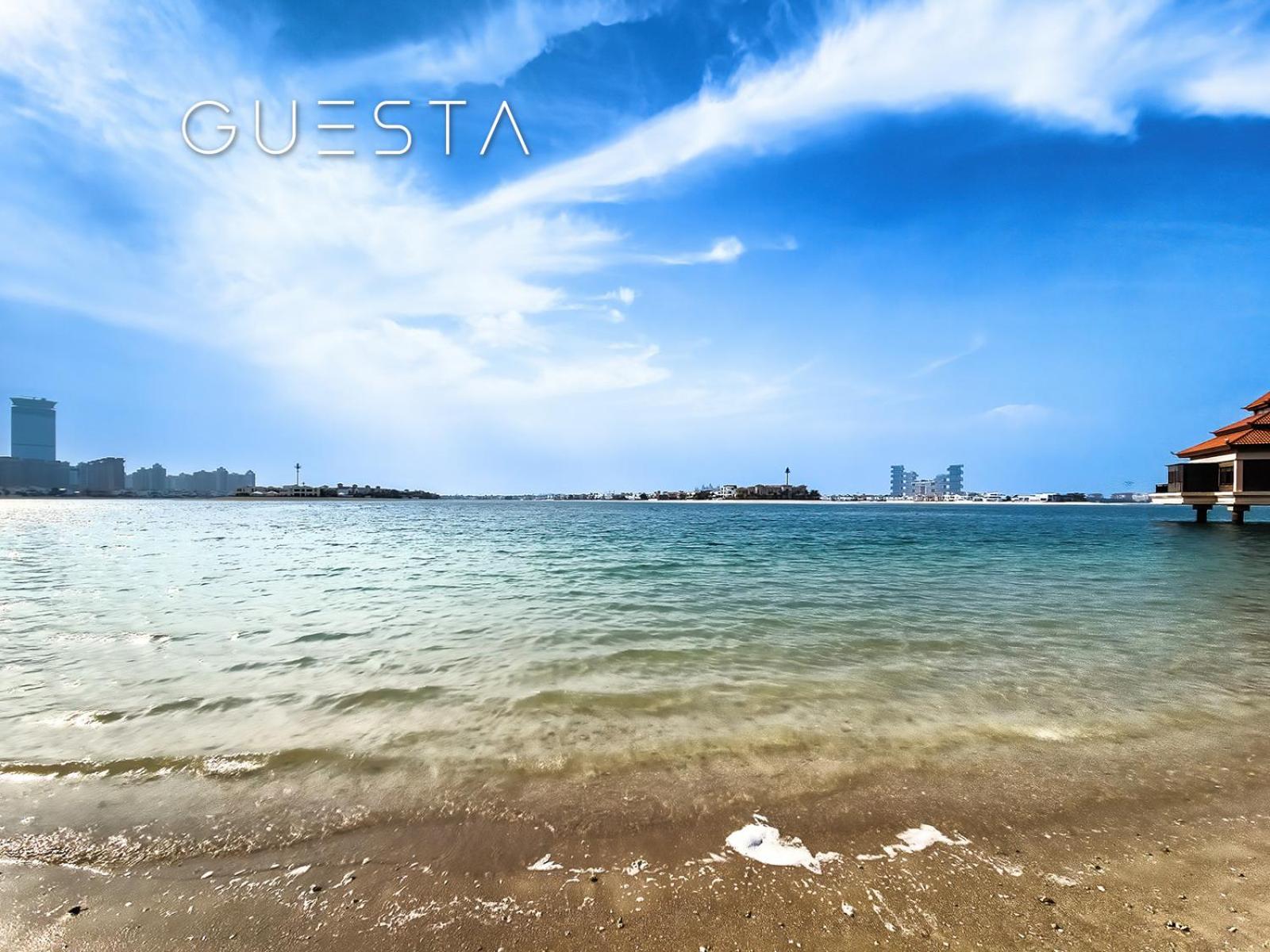 Azizi Mina The Palm, Free beach and pool access