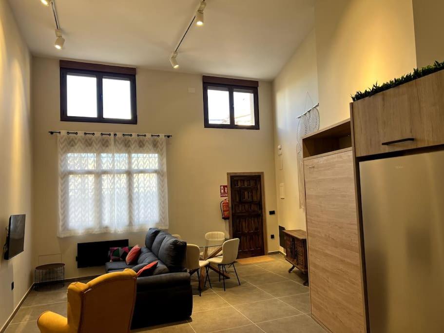 El Gallinero, Loft con sauna y jacuzzi - Housevanlive view 3