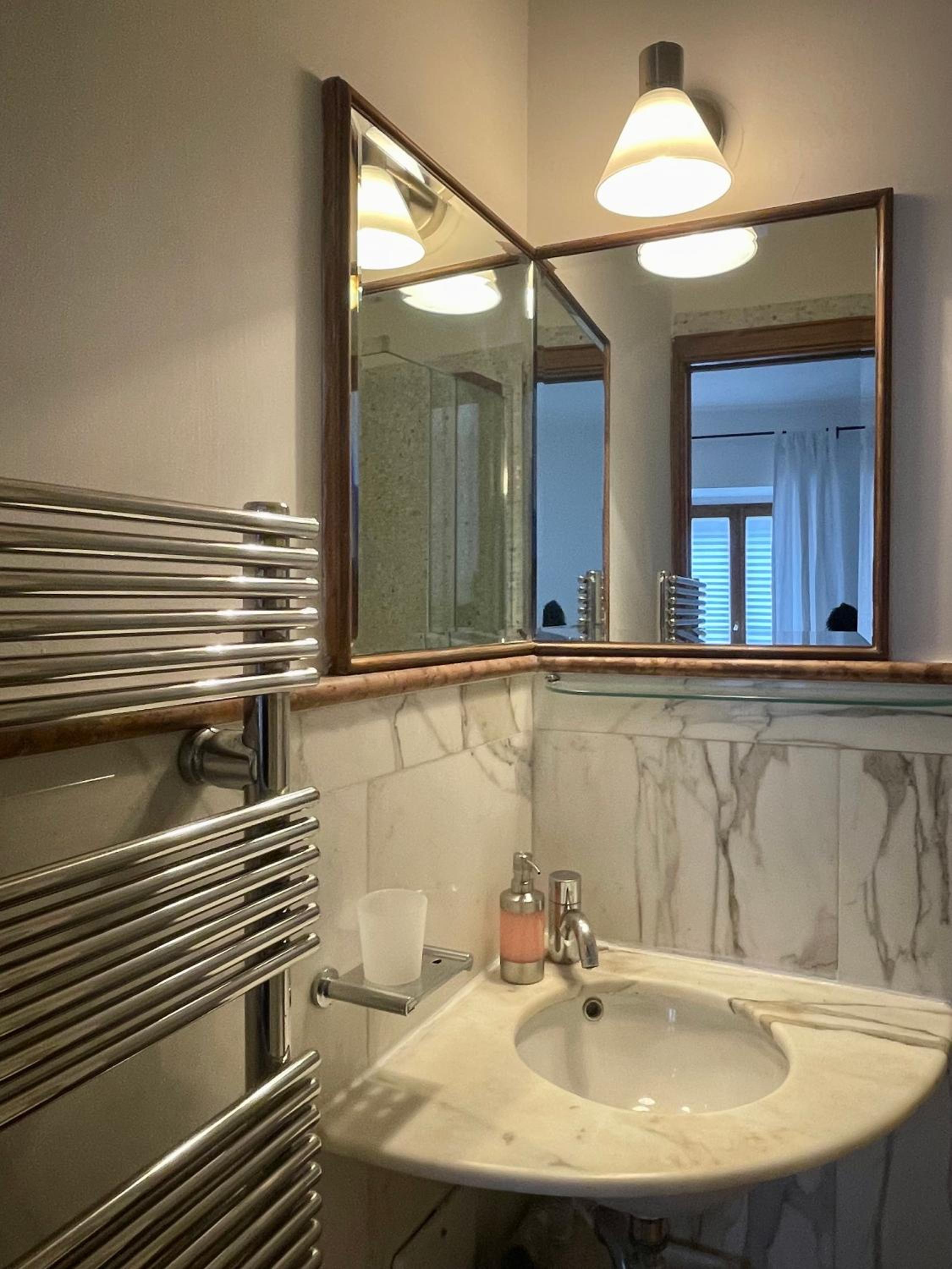Domus Massimiliani Guesthouse
