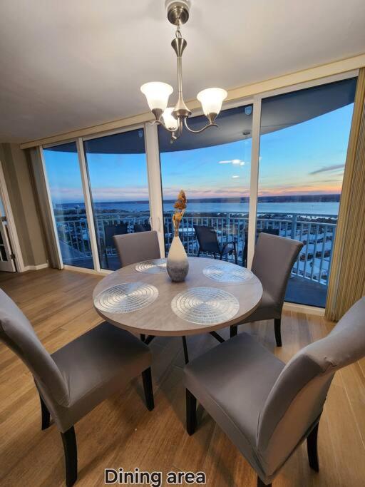 21st Floor Oceanfront Retreat 2bed 2bath Condo view 5