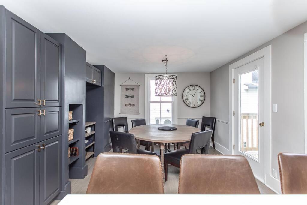 Boutique Serenity Quality Home @ downtown by the Shaw