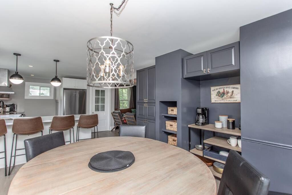 Boutique Serenity Quality Home @ downtown by the Shaw