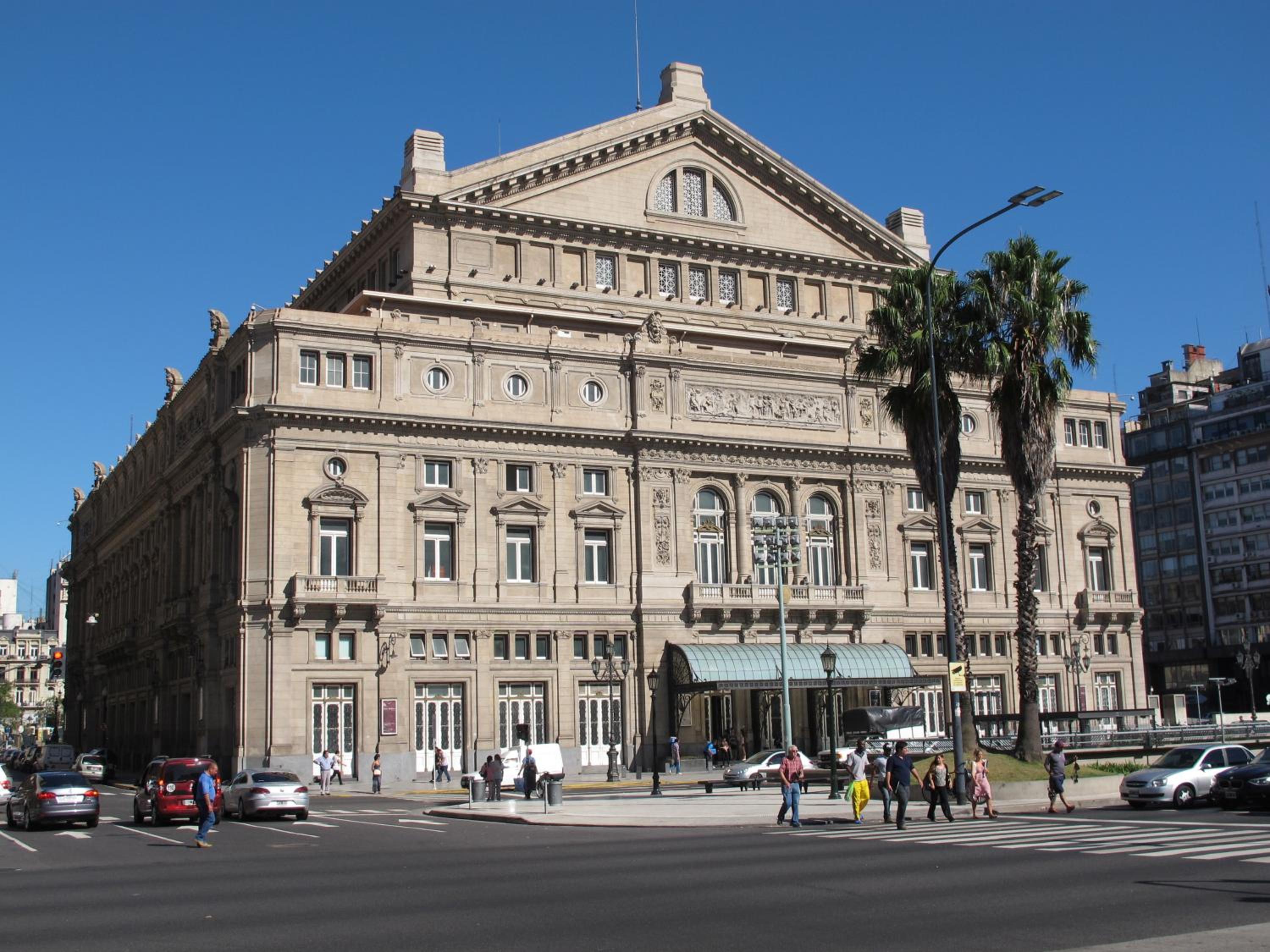STUDIO AVENIDA