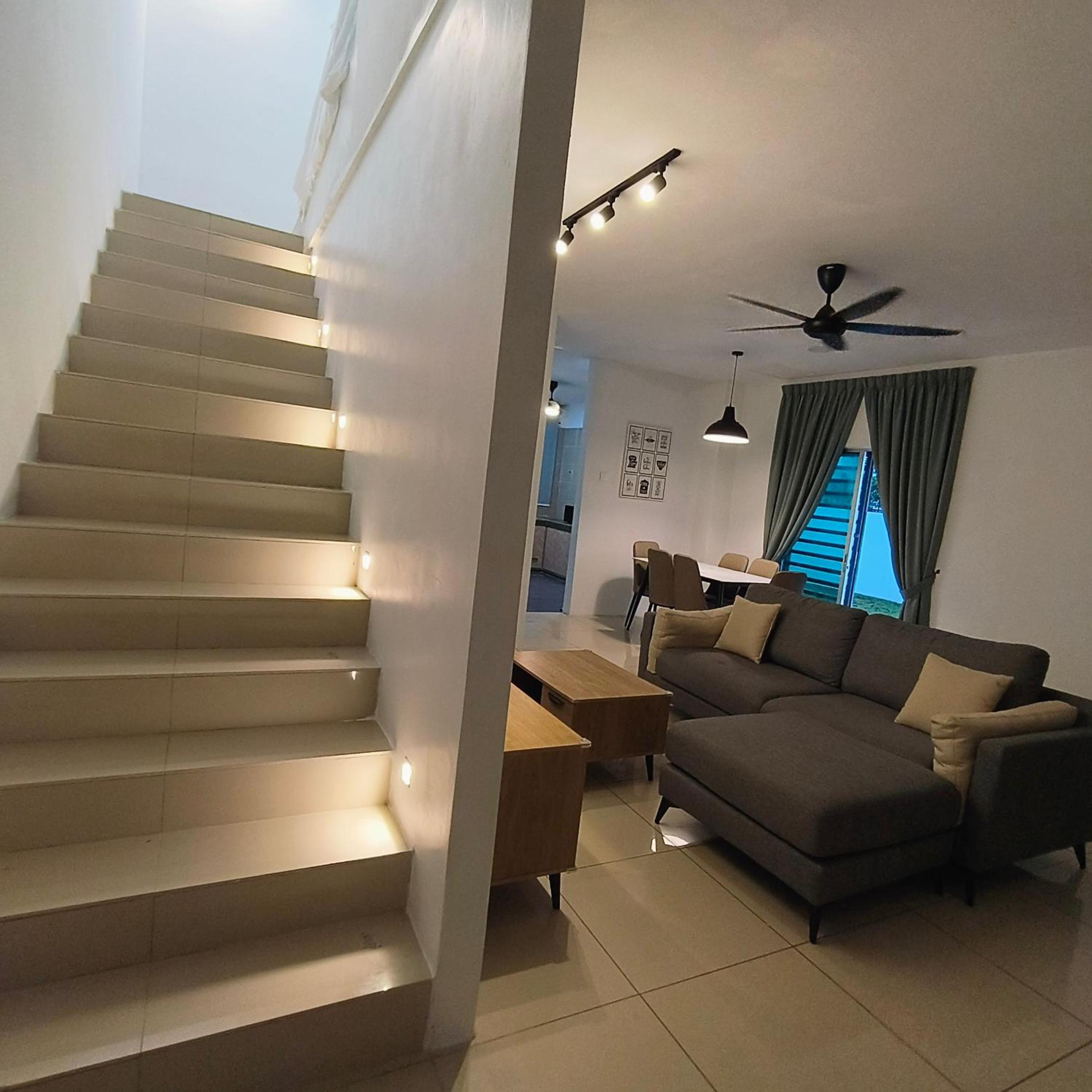 The Oasis Kuantan with Private Pool photo 4