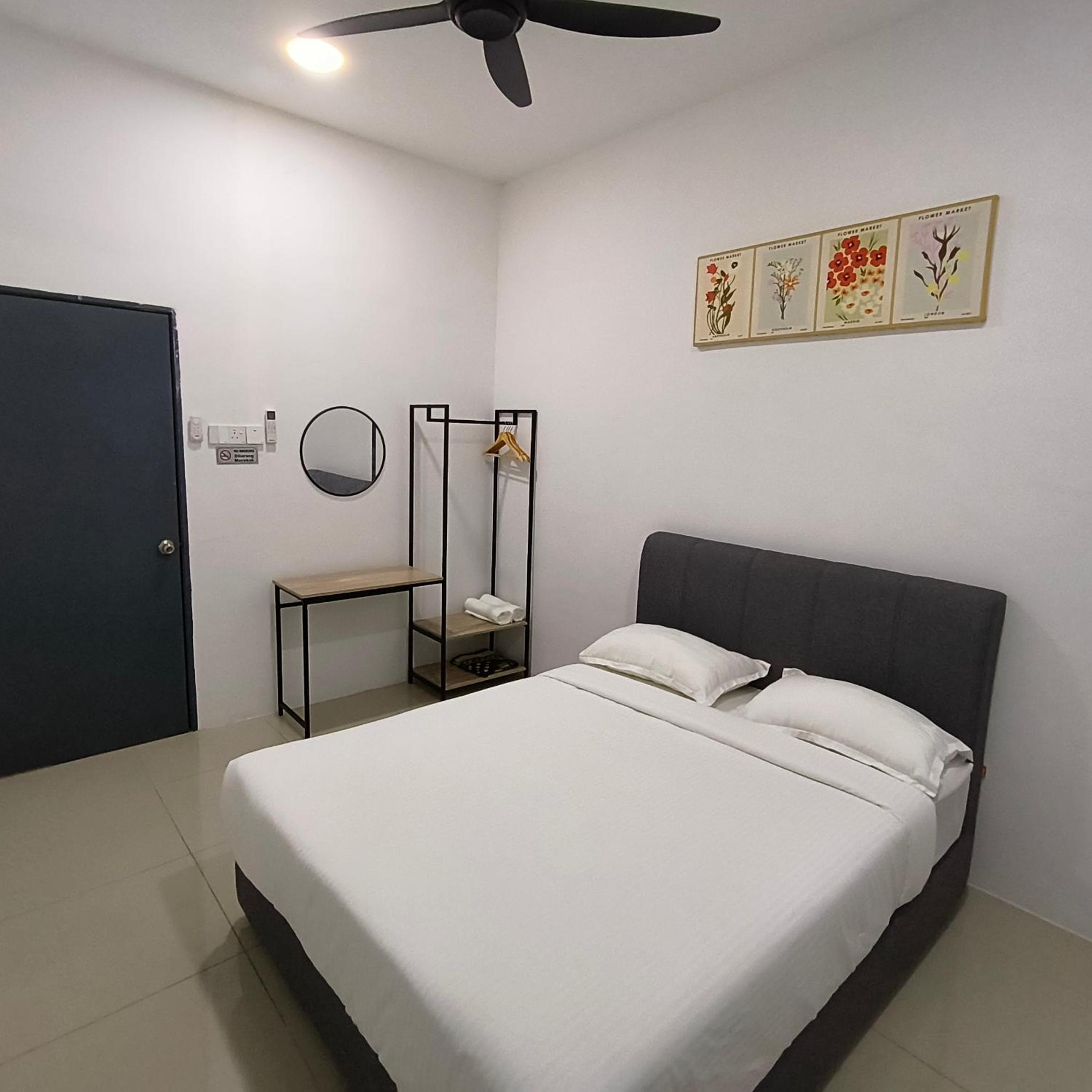 The Oasis Kuantan with Private Pool photo 5
