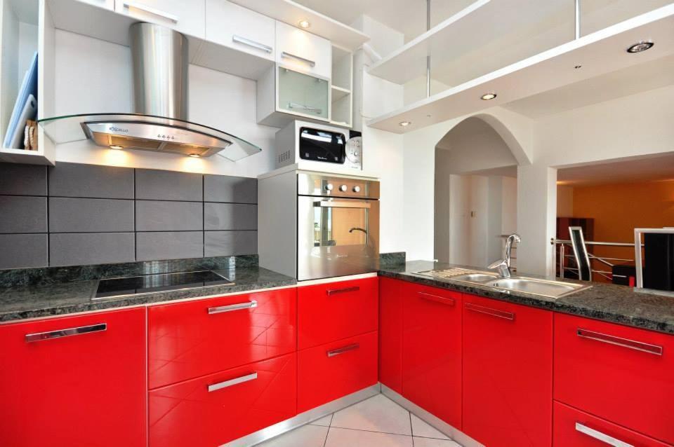 Apartment Luxury Cream