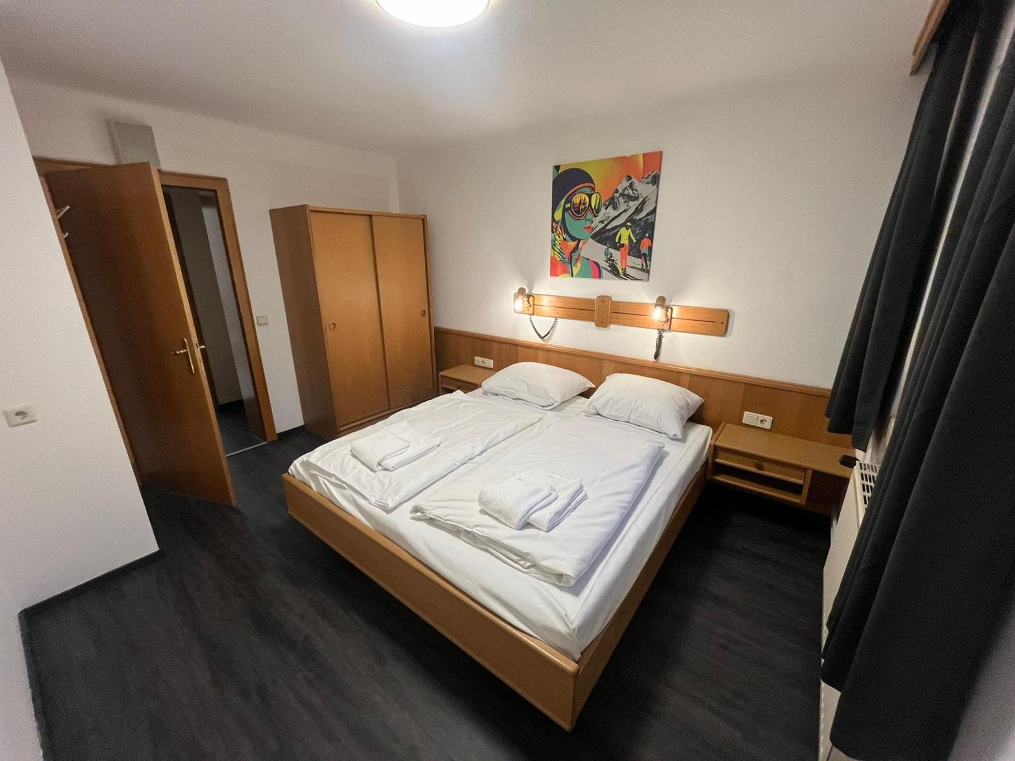Twenty Seven City Hotel