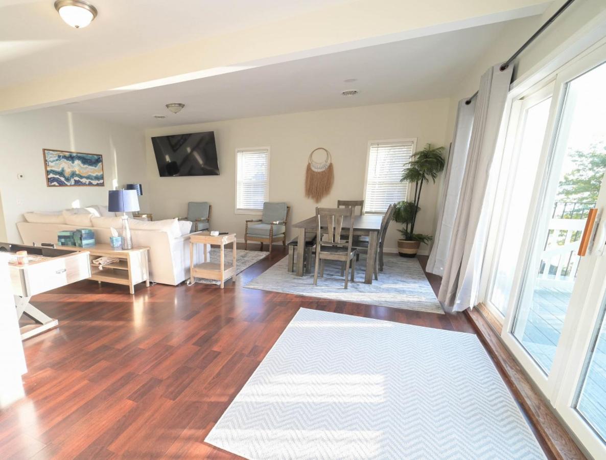 " The Penthouse" Historic Oneida Lakefront Condo 5 view 5
