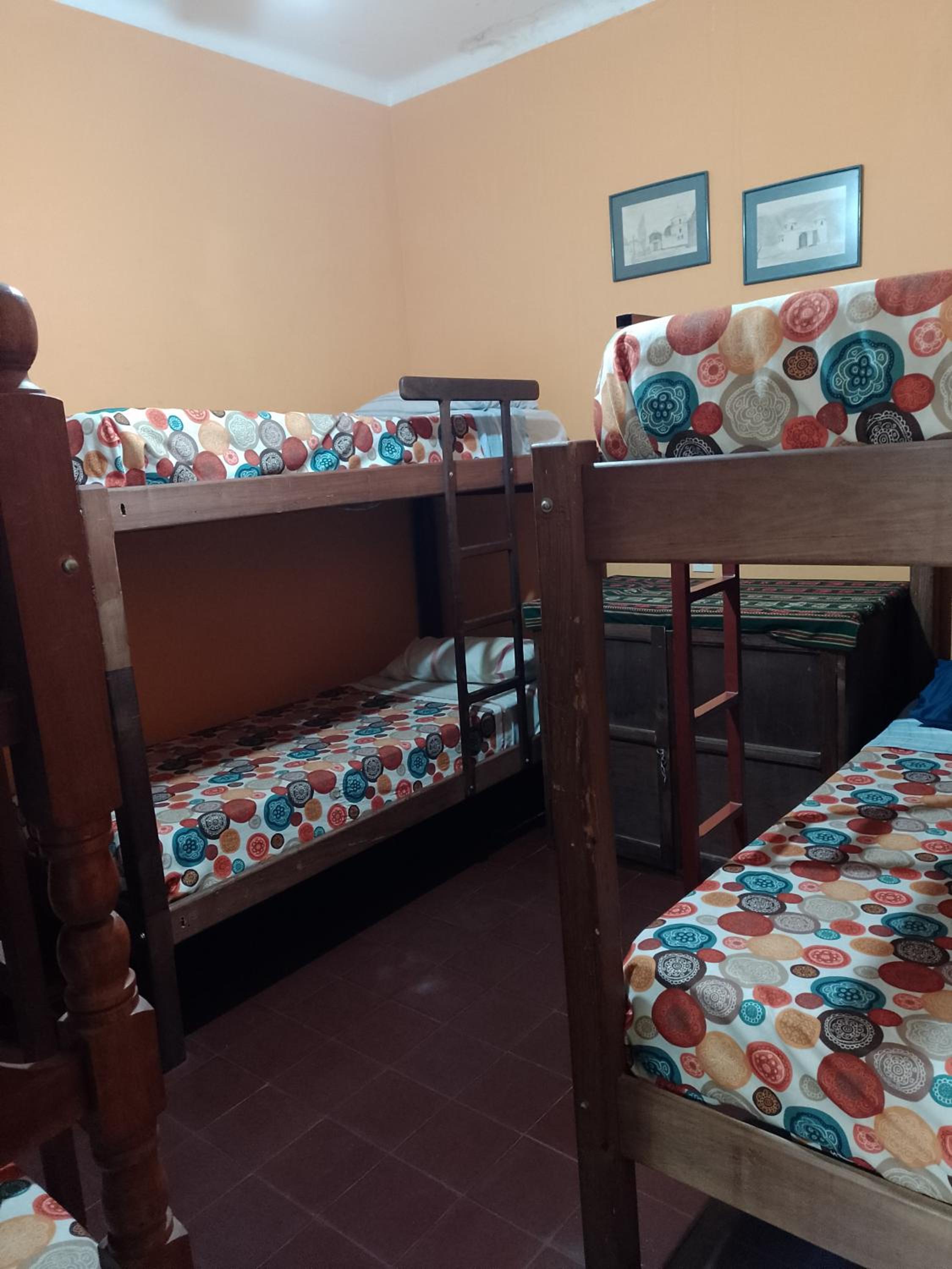 HOSTEL 
