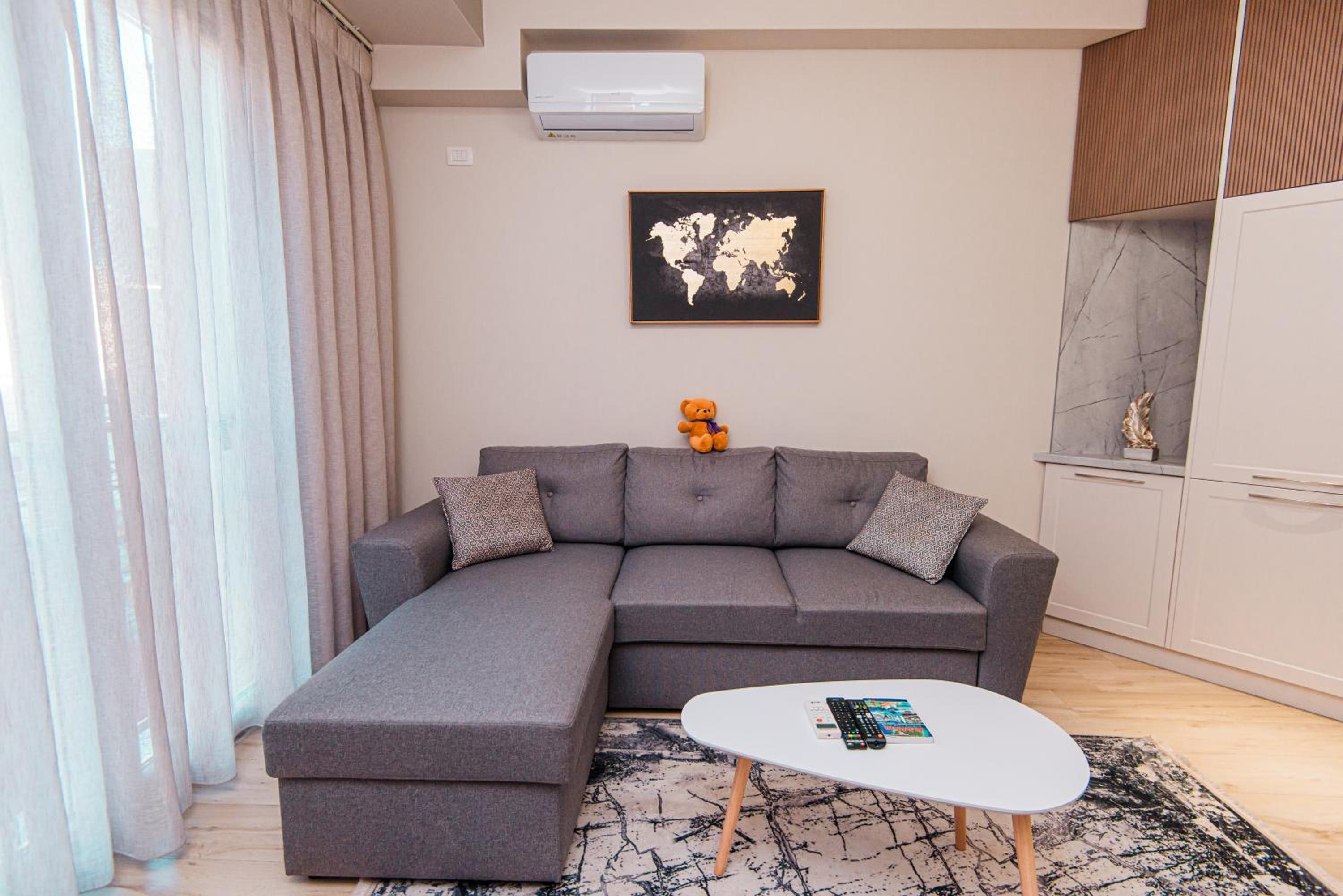 Loris Apartaments 203