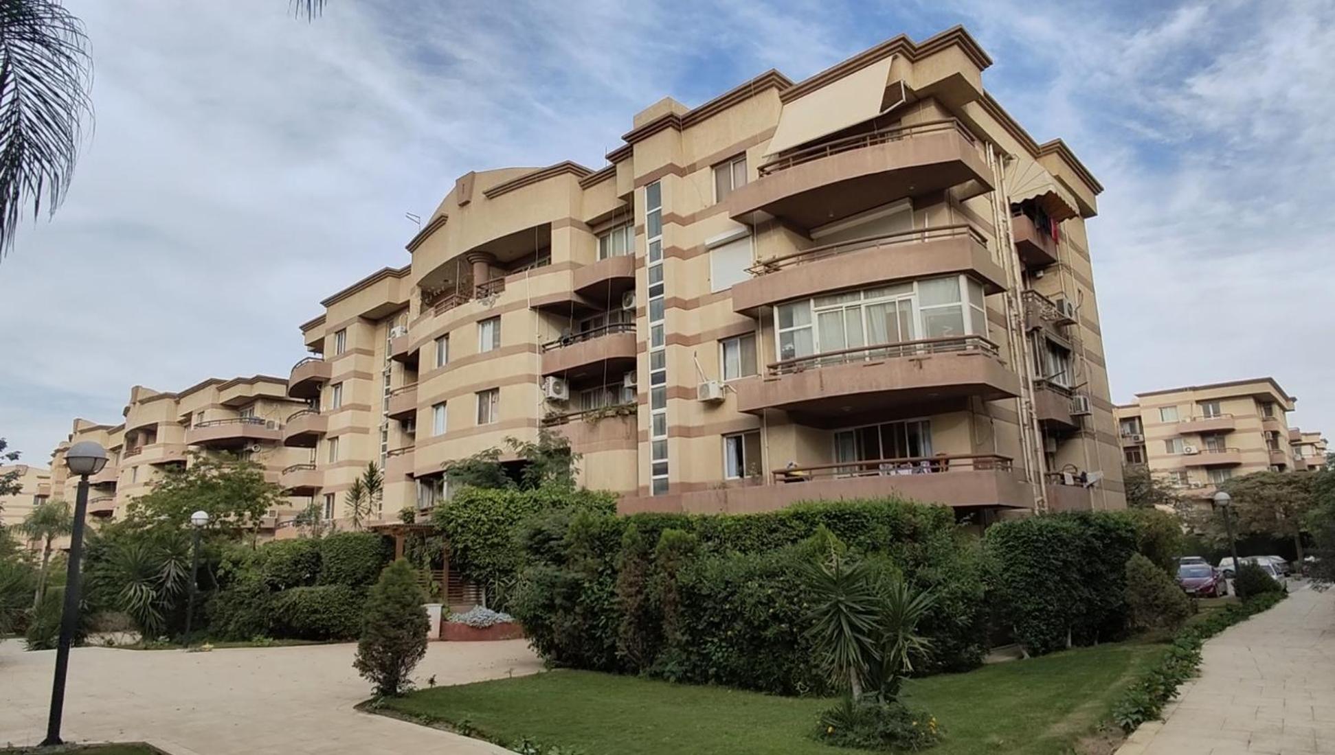 Luxury Furnished Flat in Rehab New Cairo