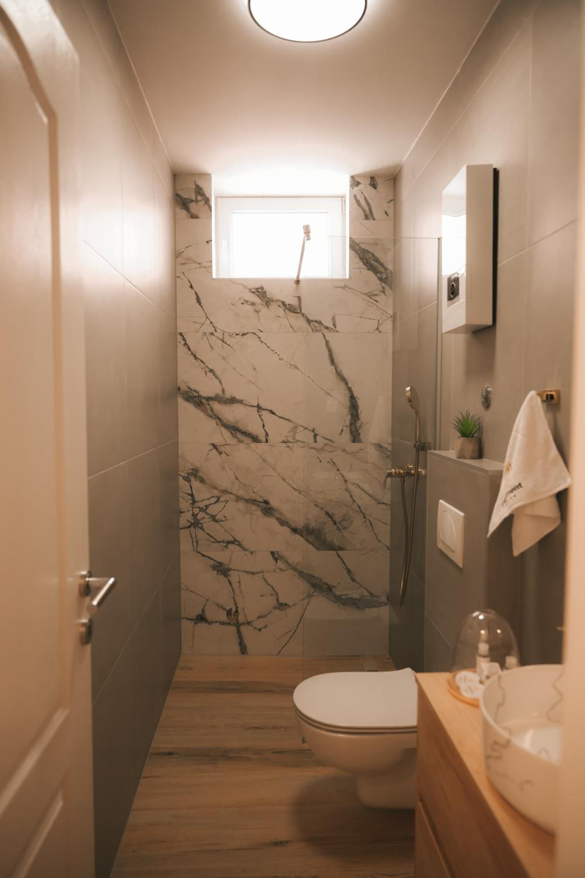 Luxury Jacuzzi Apartment
