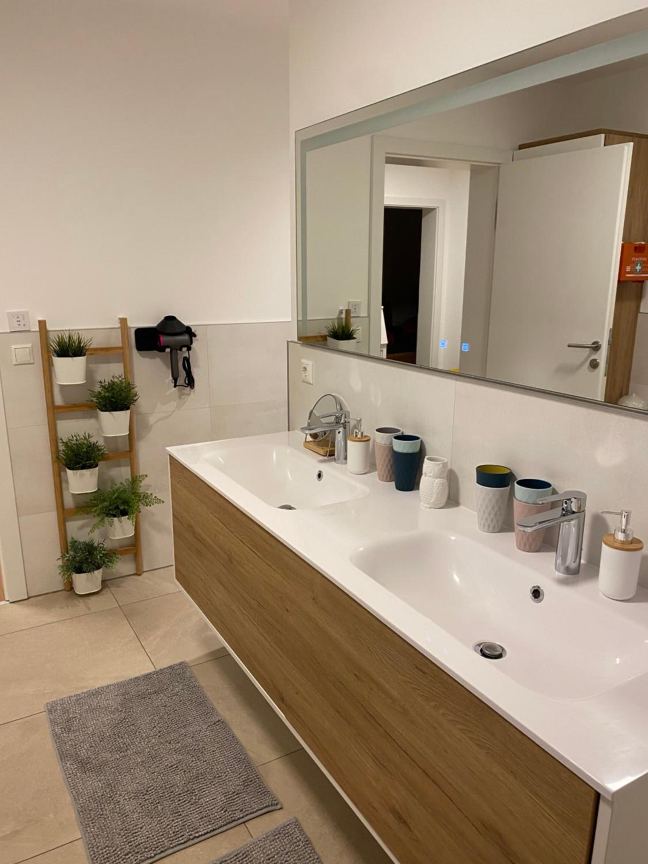 Luxus-Anwesen mit Charme - ganzes Haus mit Garten