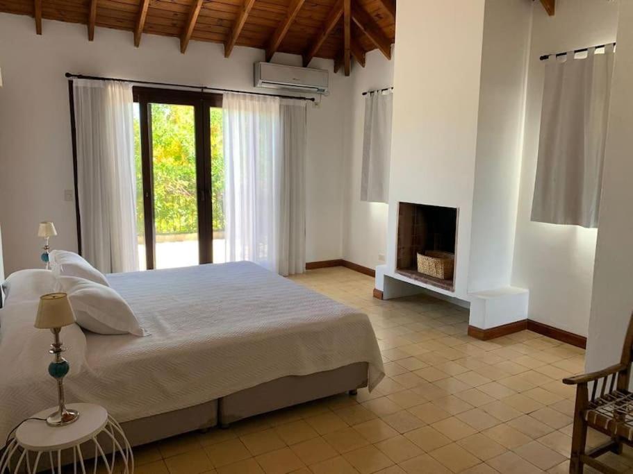 Summer House in Pilar. Office, Garden, Pool